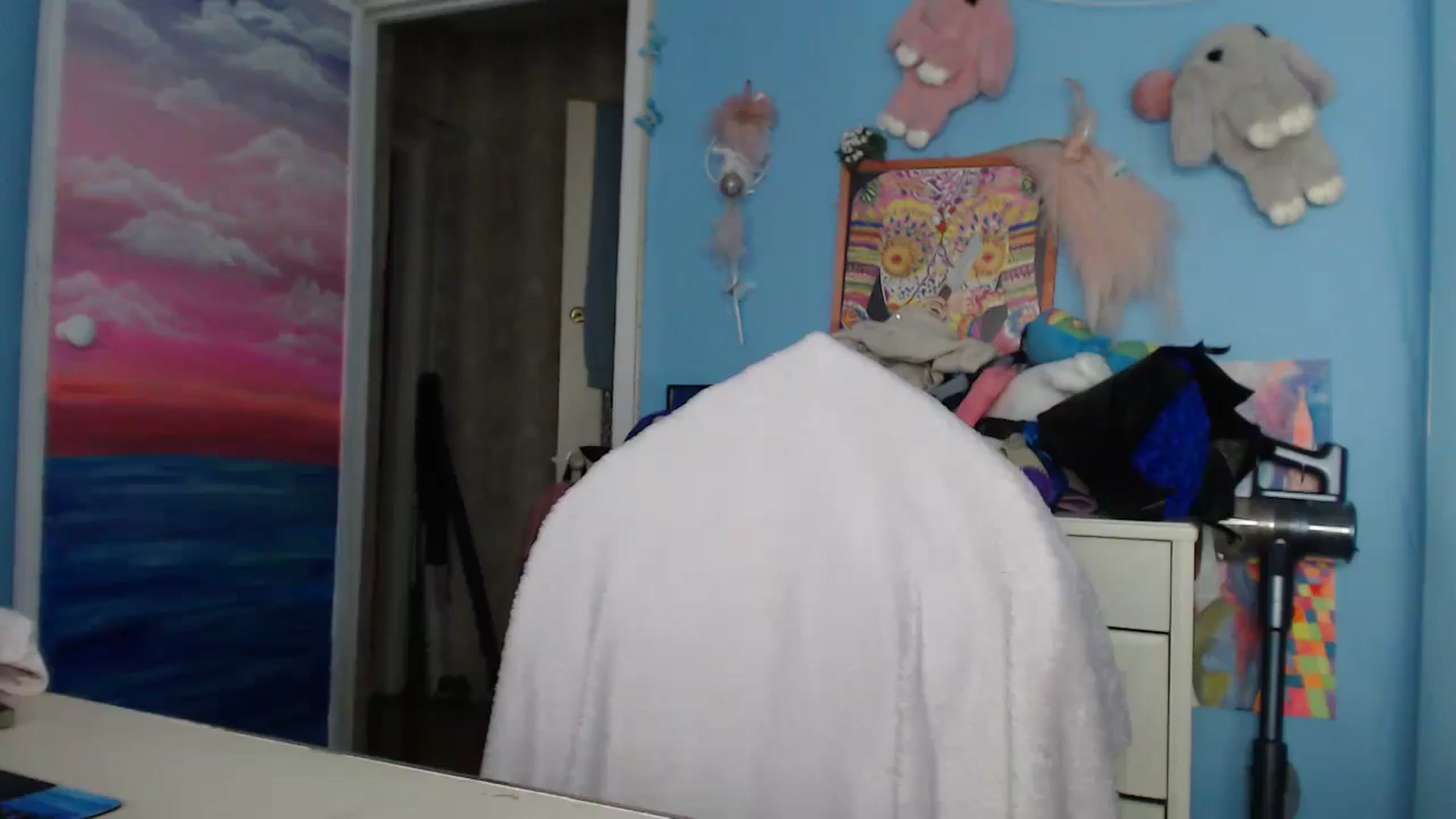 Gallery image thumbnail from Malina_kitty's myfreecams stream on, 09/08/2024, 03:16 image 18 of 20