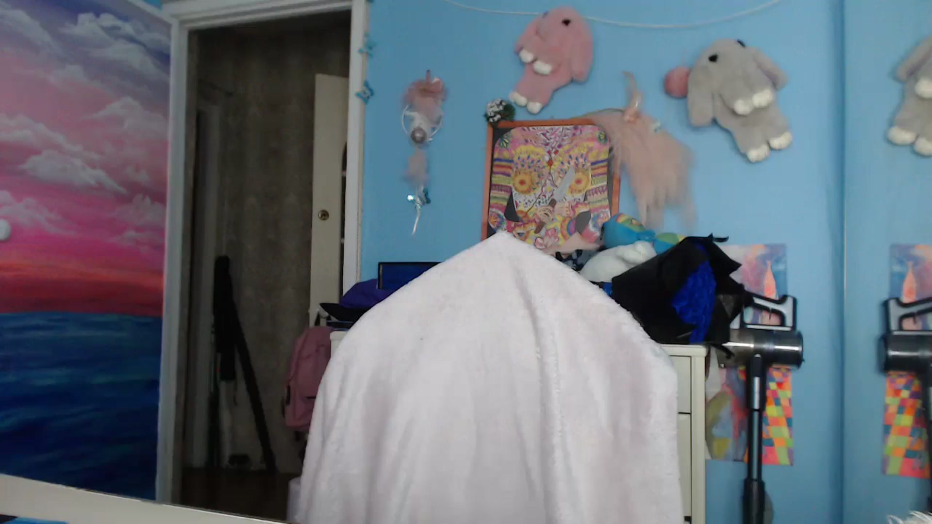 Gallery image thumbnail from Malina_kitty's myfreecams stream on, 09/09/2024, 03:06 image 14 of 20