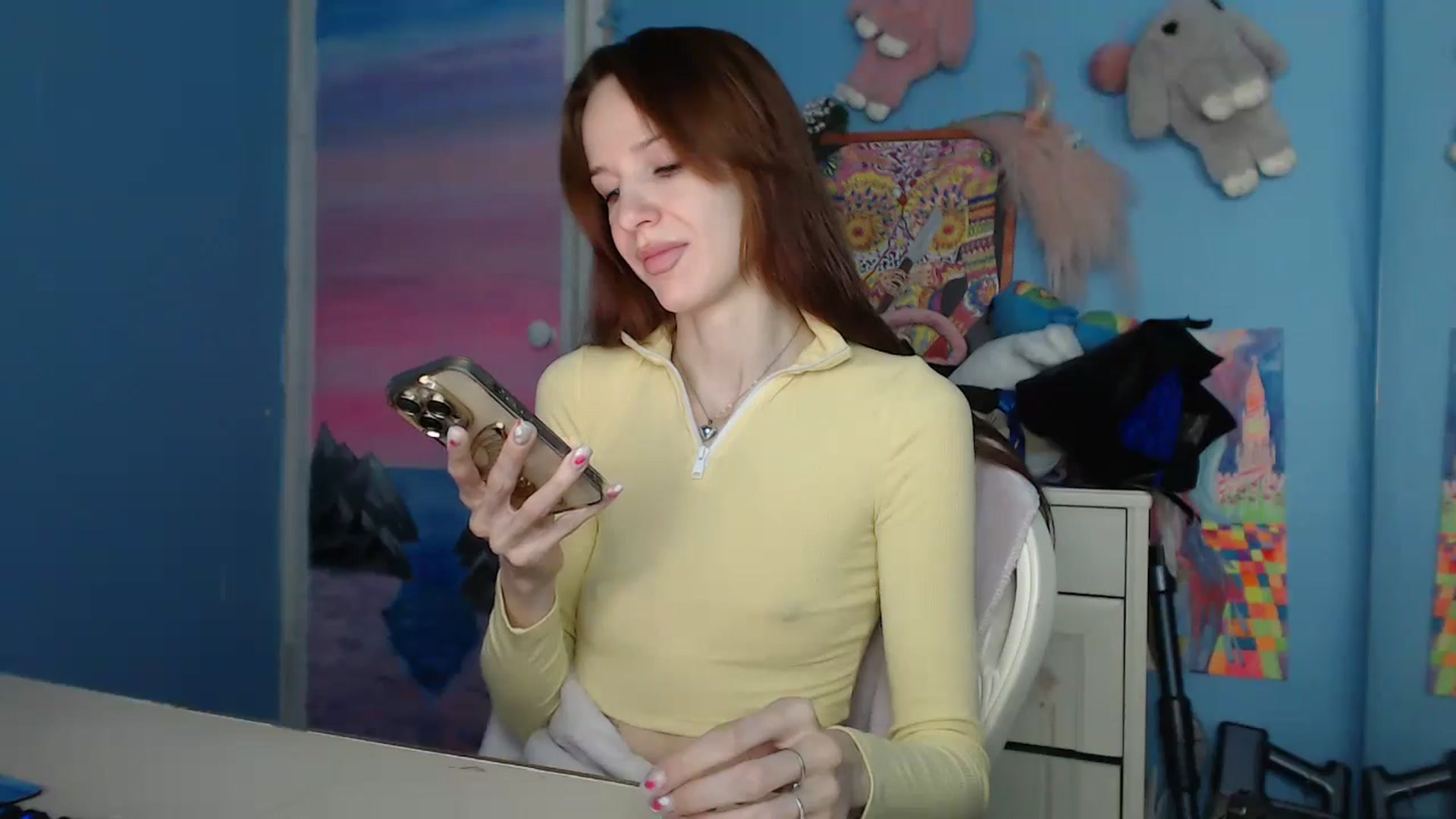 Gallery image thumbnail from Malina_kitty's myfreecams stream on, 09/16/2024, 03:33 image 4 of 20