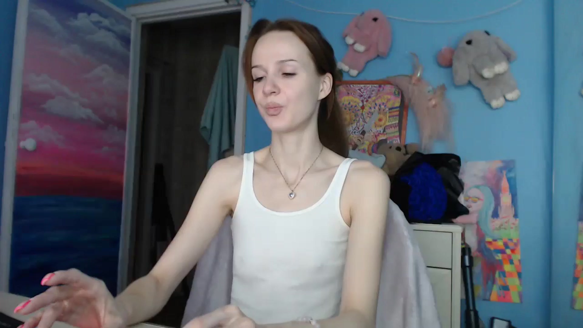 Gallery image thumbnail from Malina_kitty's myfreecams stream on, 10/10/2024, 03:17 image 1 of 20