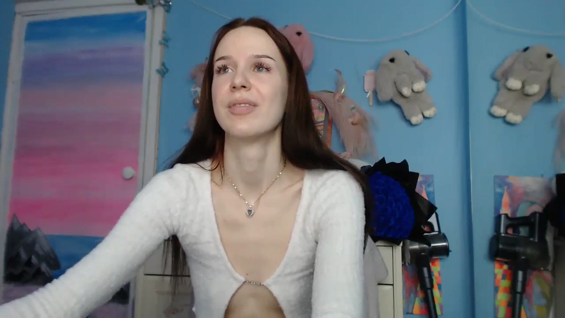 Gallery image thumbnail from Malina_kitty's myfreecams stream on, 12/23/2024, 06:45 image 17 of 20
