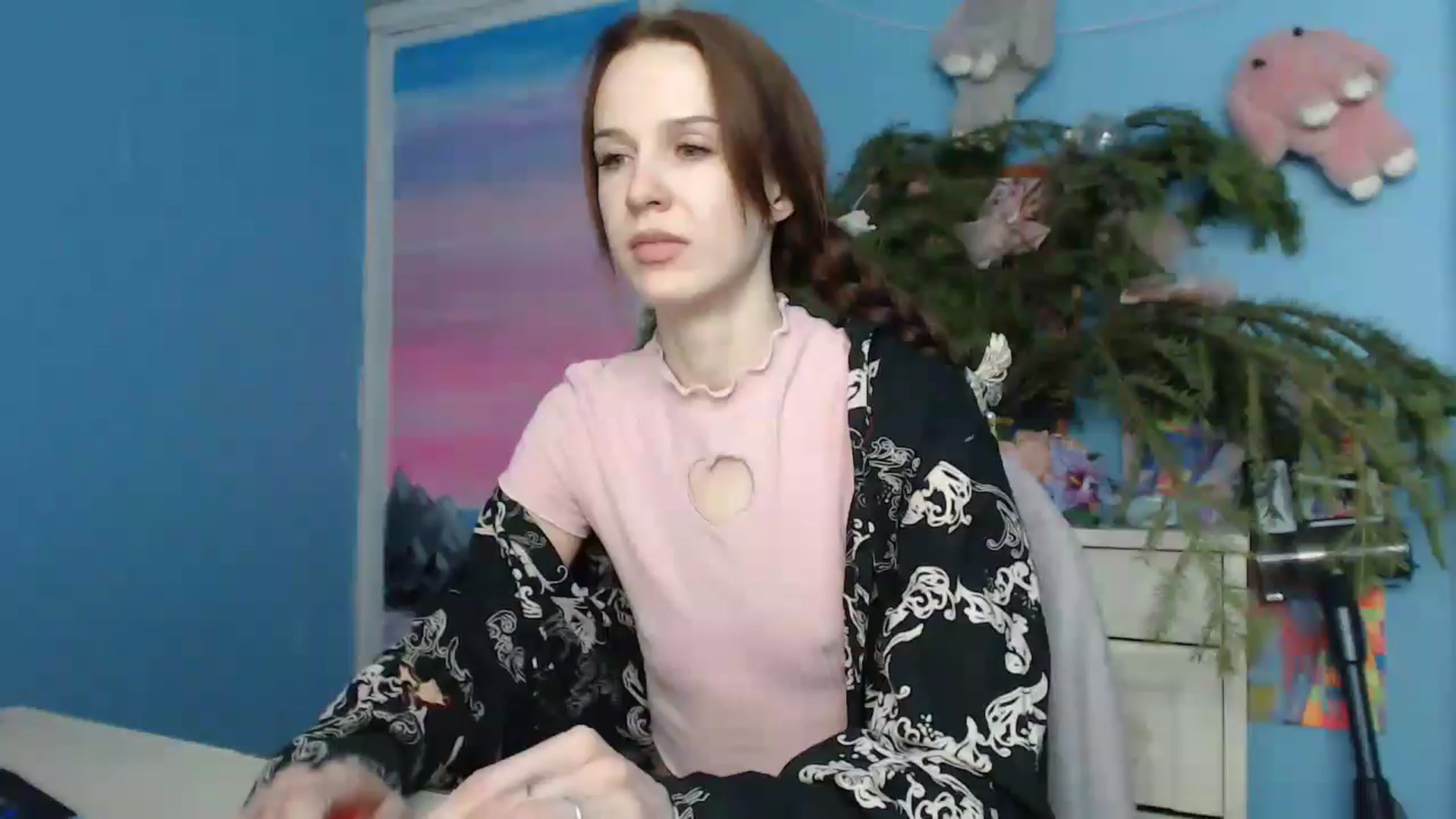 Gallery image thumbnail from Malina_kitty's myfreecams stream on, 12/27/2024, 03:25 image 15 of 20