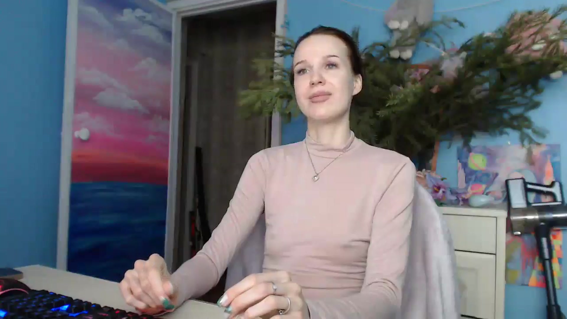 Gallery image thumbnail from Malina_kitty's myfreecams stream on, 01/05/2025, 06:18 image 4 of 20