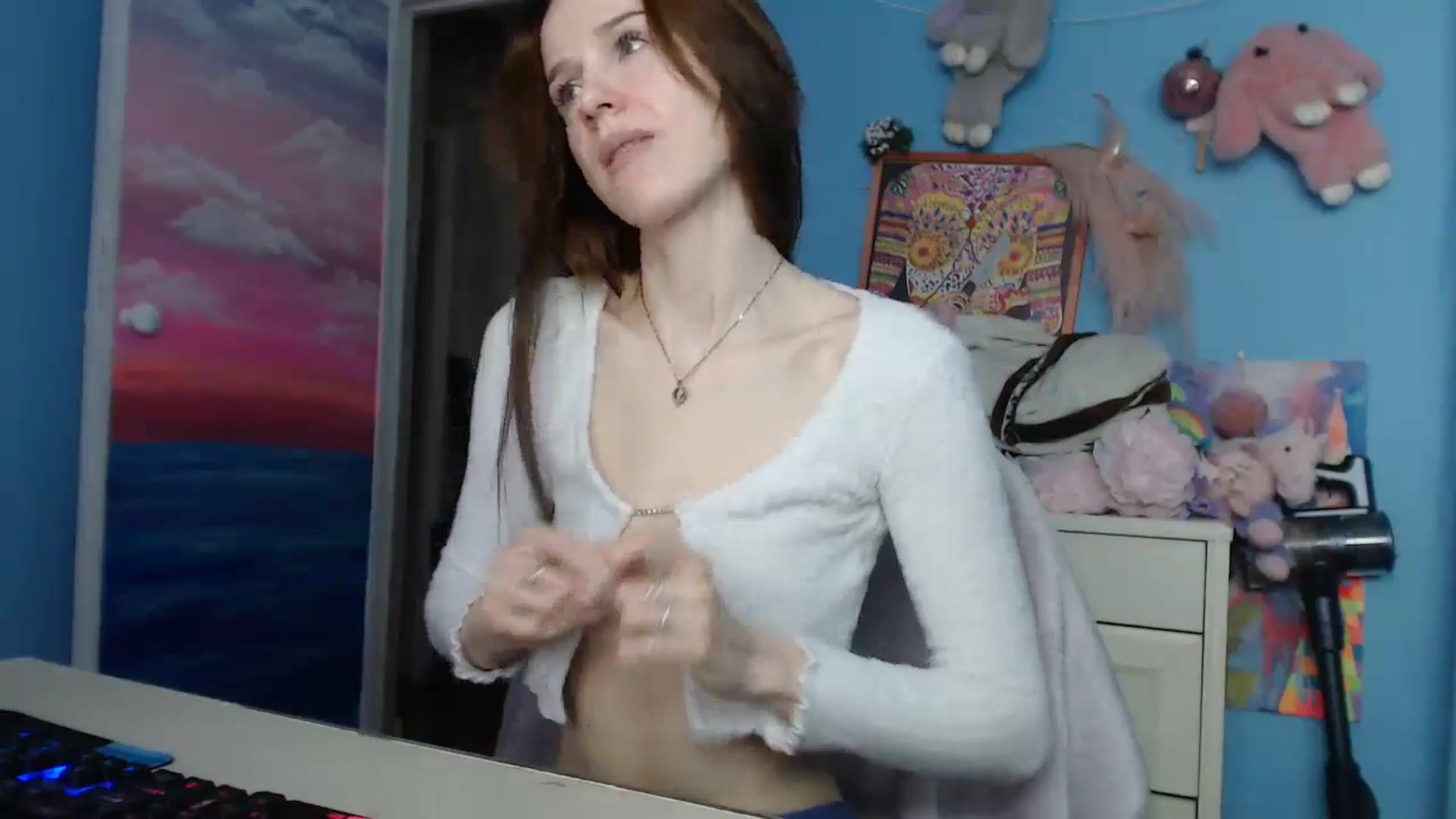 Gallery image thumbnail from Malina_kitty's myfreecams stream on, 01/27/2025, 05:11 image 13 of 20
