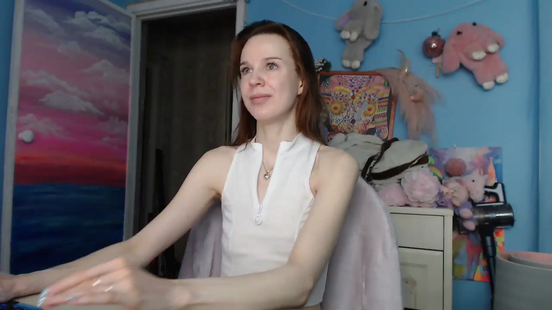 Gallery image thumbnail from Malina_kitty's myfreecams stream on, 01/30/2025, 03:30 image 8 of 20
