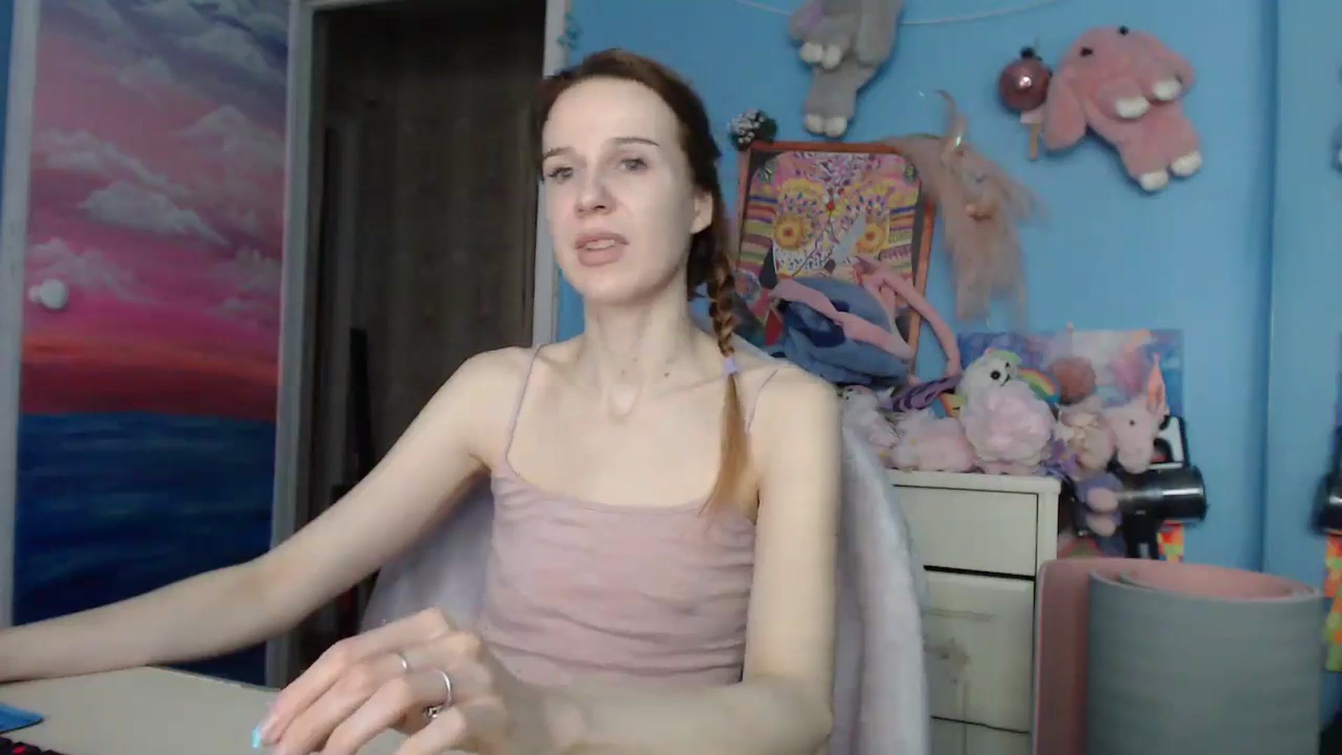 Gallery image thumbnail from Malina_kitty's myfreecams stream on, 02/03/2025, 04:06 image 13 of 20