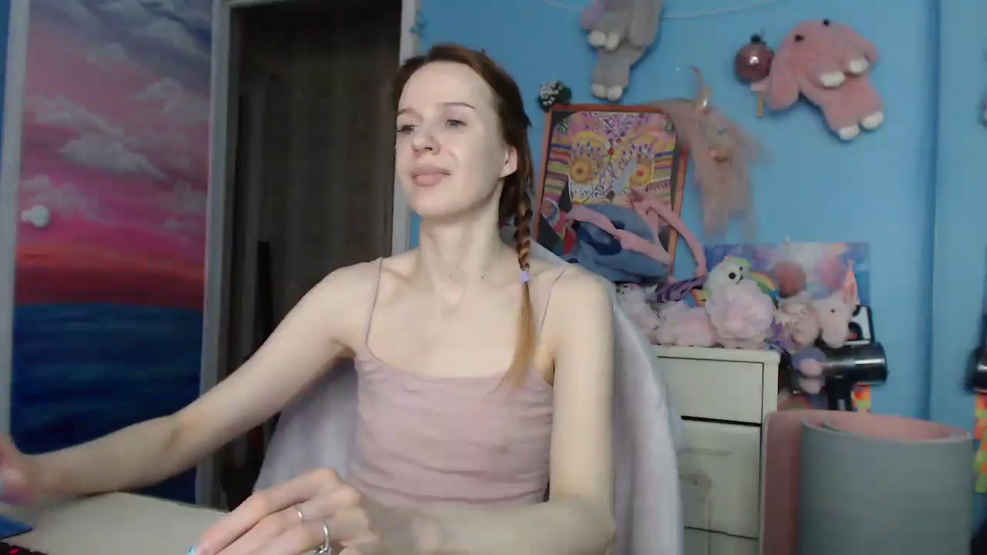 Gallery image thumbnail from Malina_kitty's myfreecams stream on, 02/03/2025, 04:06 image 14 of 20