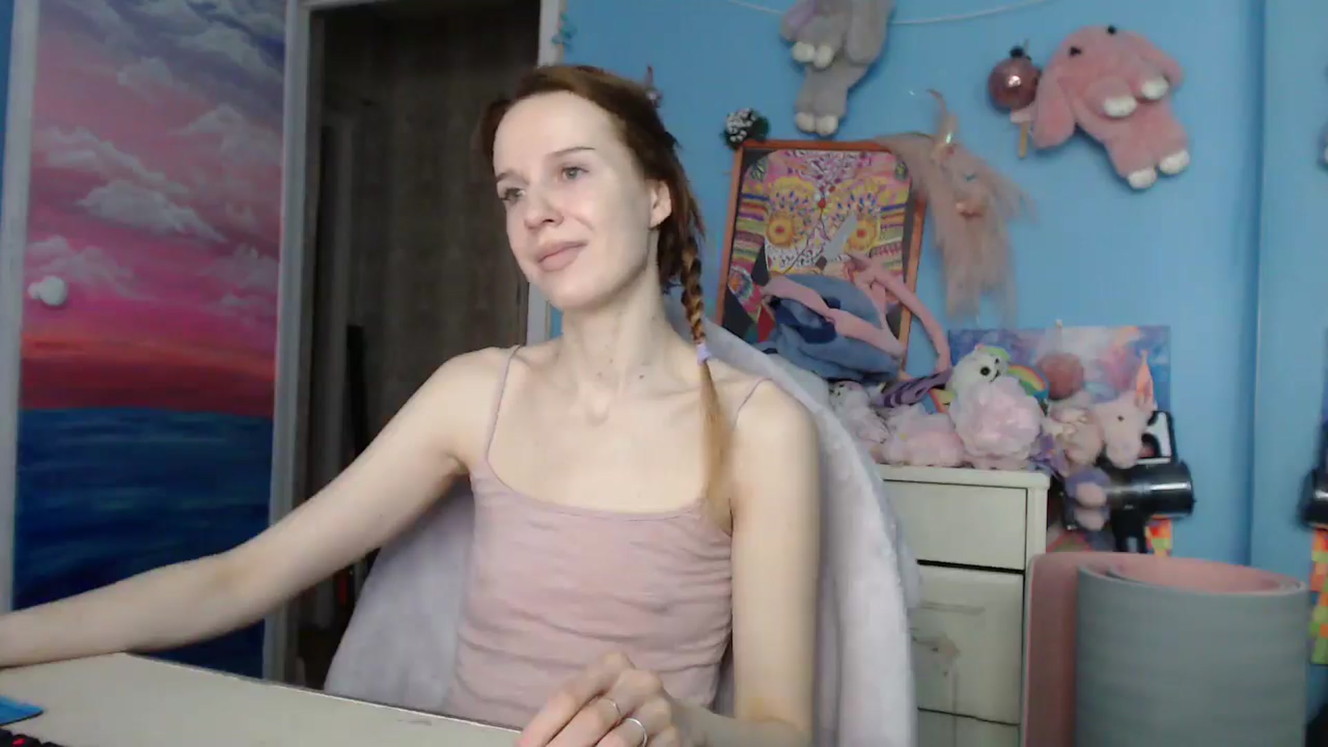 Gallery image thumbnail from Malina_kitty's myfreecams stream on, 02/03/2025, 04:06 image 19 of 20