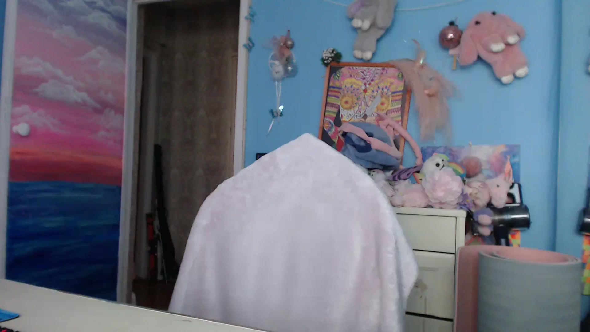 Gallery image thumbnail from Malina_kitty's myfreecams stream on, 02/03/2025, 04:55 image 19 of 20