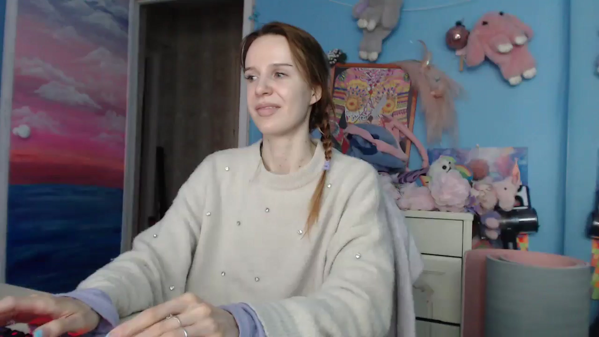 Gallery image thumbnail from Malina_kitty's myfreecams stream on, 02/03/2025, 04:55 image 10 of 20