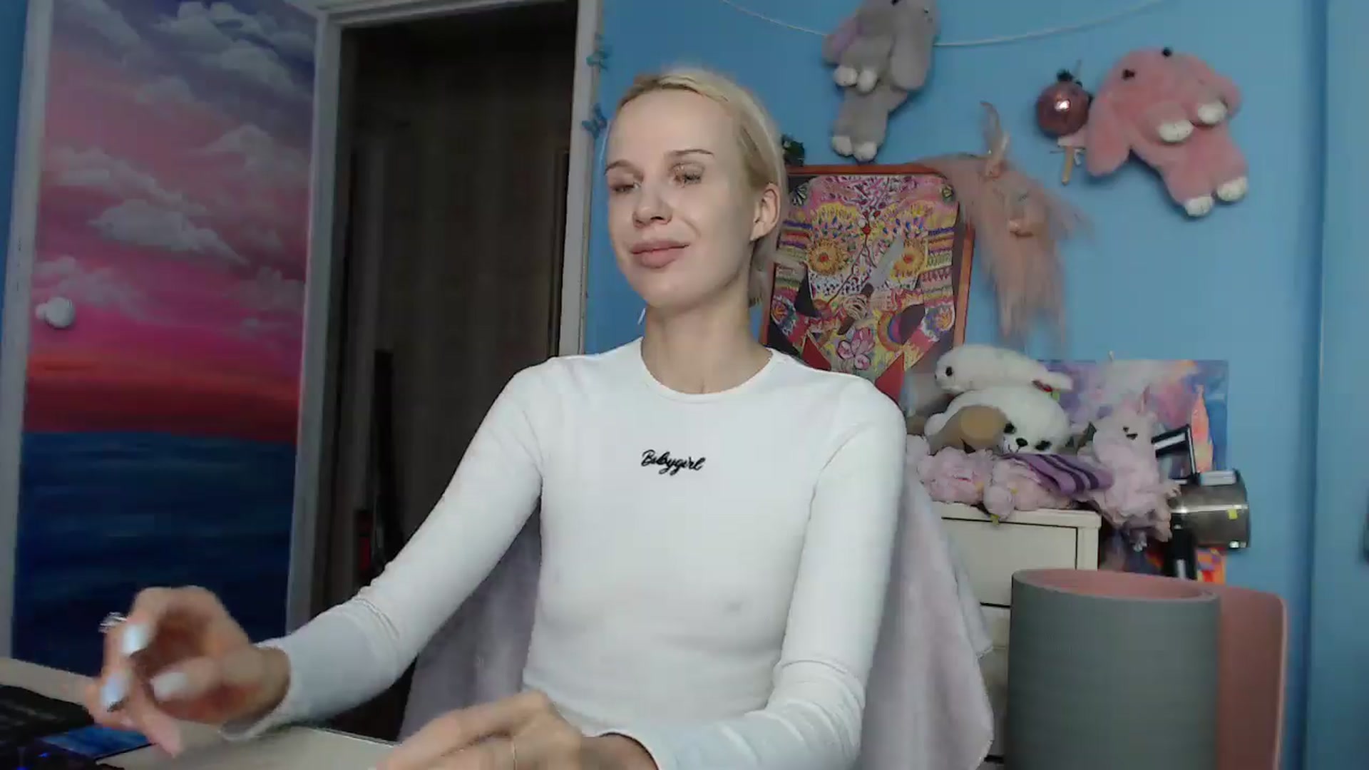 Gallery image thumbnail from Malina_kitty's myfreecams stream on, 03/10/2025, 03:57 image 10 of 20