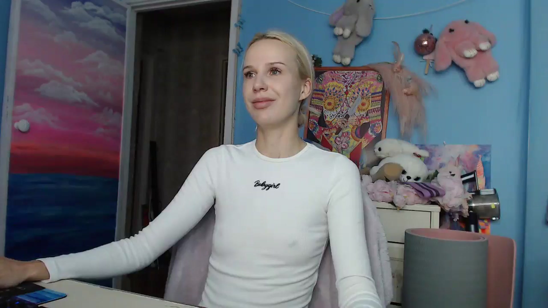 Gallery image thumbnail from Malina_kitty's myfreecams stream on, 03/10/2025, 03:57 image 3 of 20