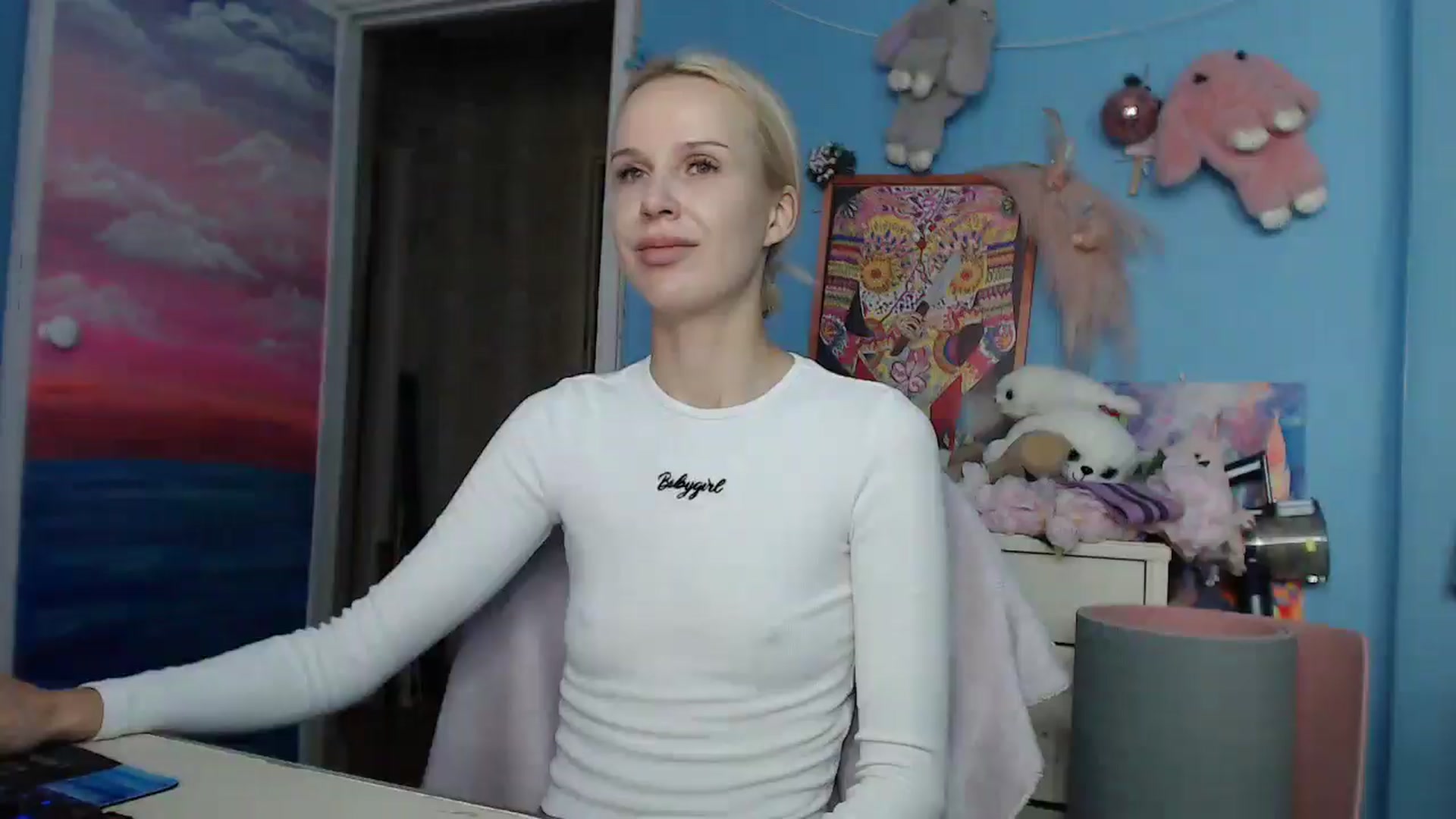 Gallery image thumbnail from Malina_kitty's myfreecams stream on, 03/10/2025, 03:57 image 13 of 20