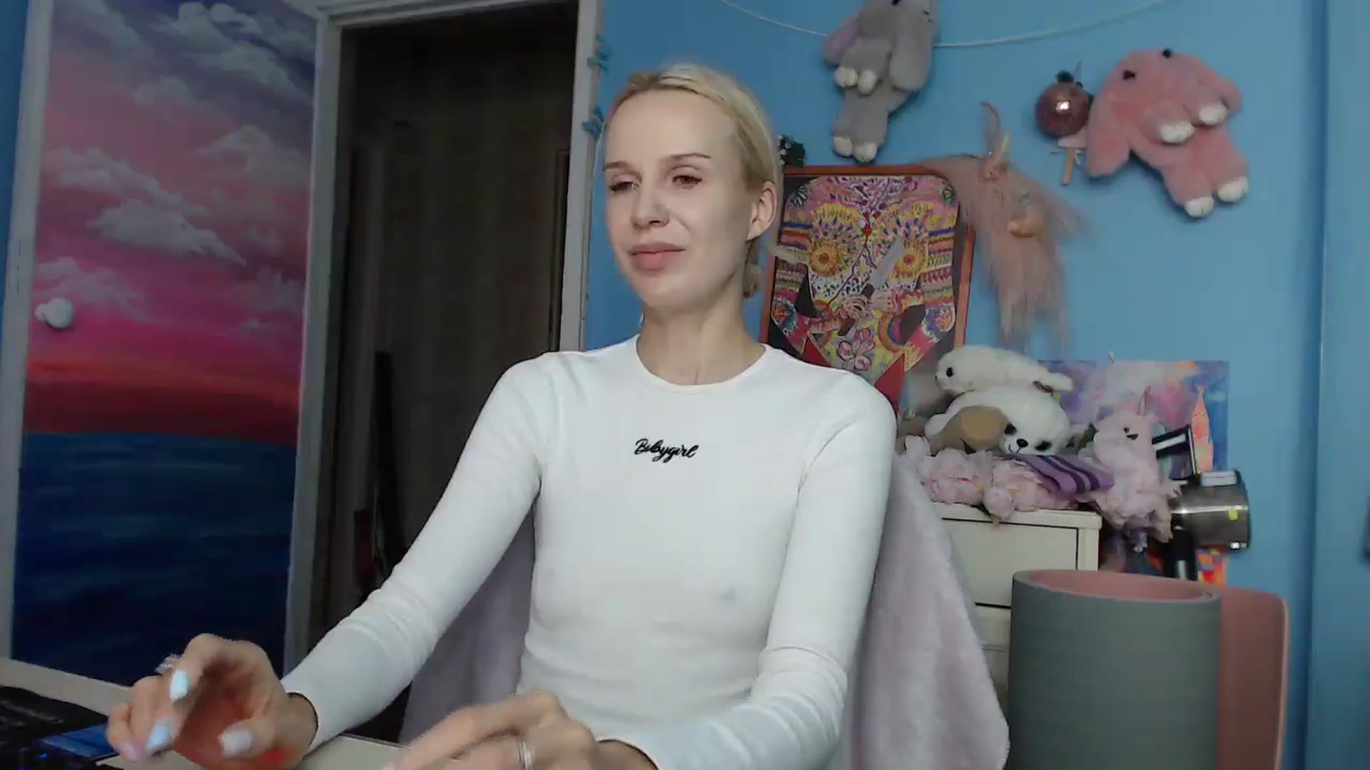 Gallery image thumbnail from Malina_kitty's myfreecams stream on, 03/10/2025, 03:57 image 6 of 20