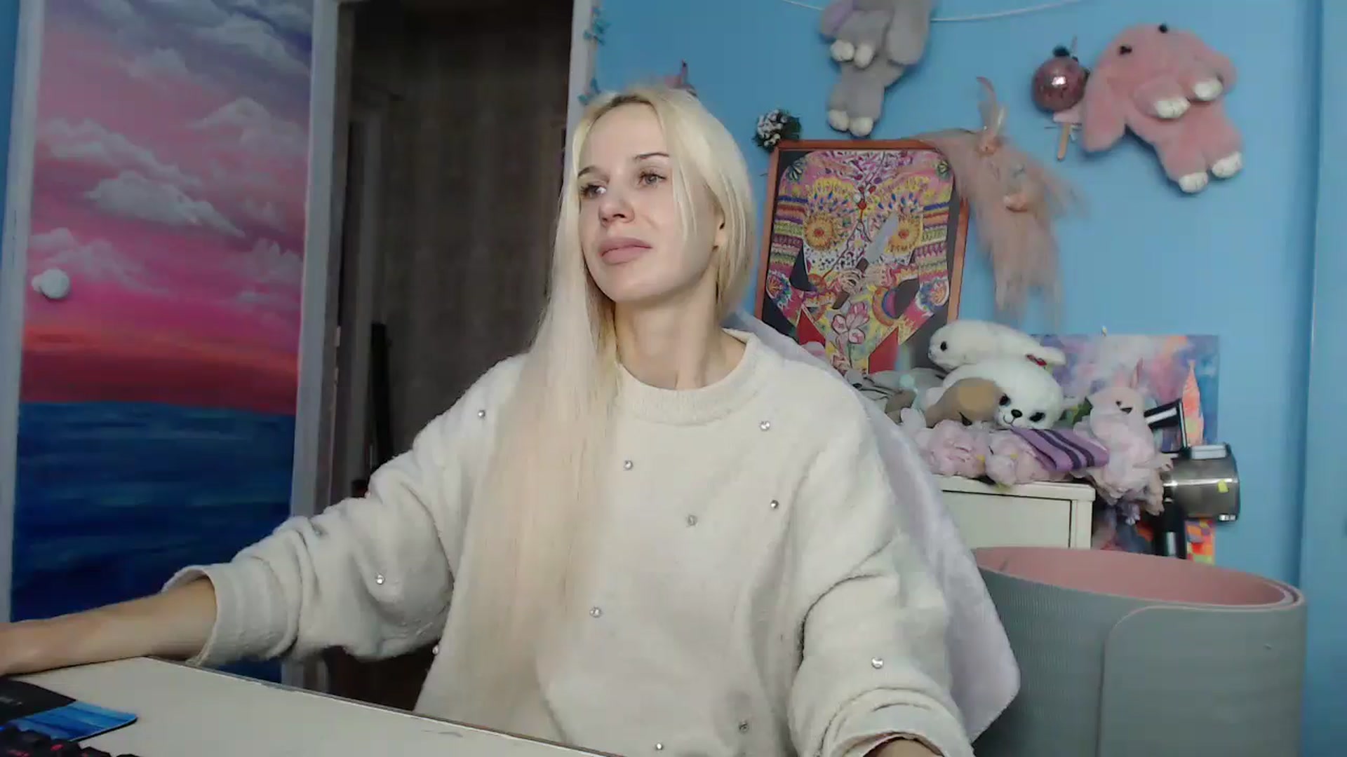 Gallery image thumbnail from Malina_kitty's myfreecams stream on, 03/12/2025, 04:17 image 6 of 20
