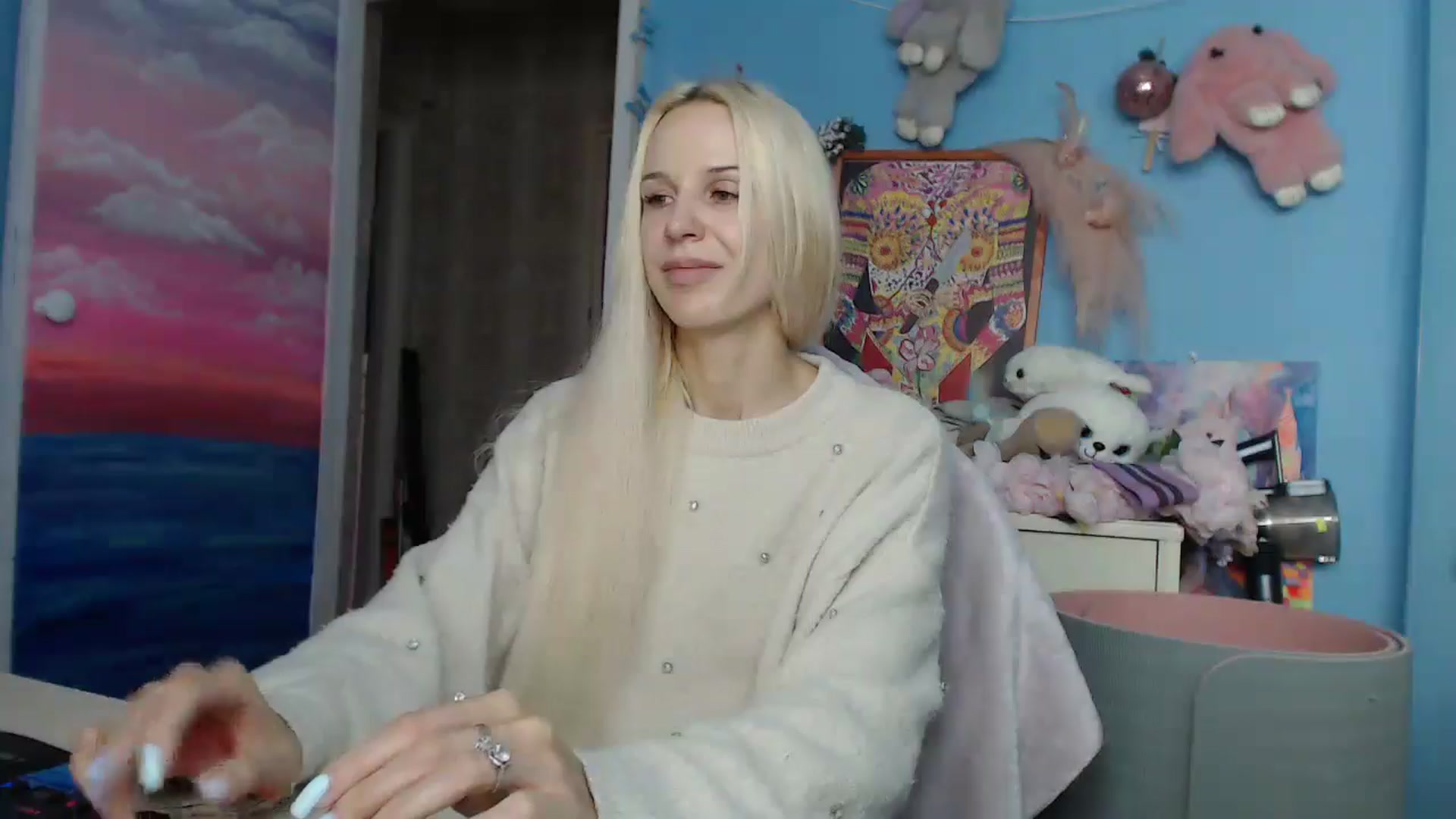 Gallery image thumbnail from Malina_kitty's myfreecams stream on, 03/12/2025, 04:17 image 14 of 20