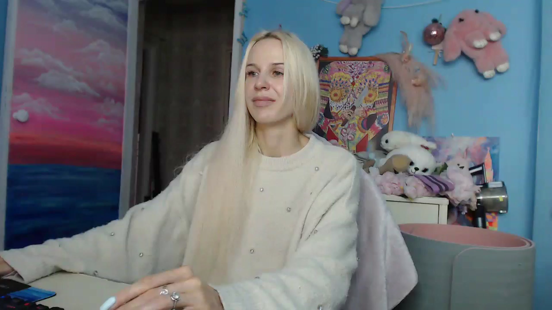 Gallery image thumbnail from Malina_kitty's myfreecams stream on, 03/12/2025, 04:17 image 15 of 20