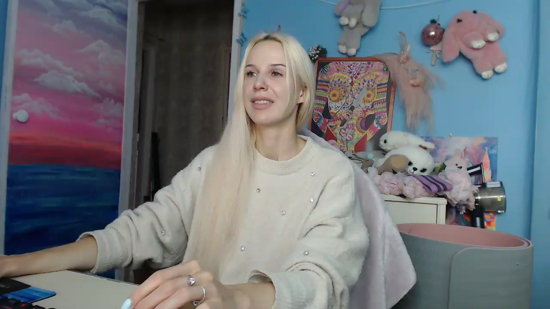 Gallery image thumbnail from Malina_kitty's myfreecams stream on, 03/12/2025, 04:17 image 3 of 20