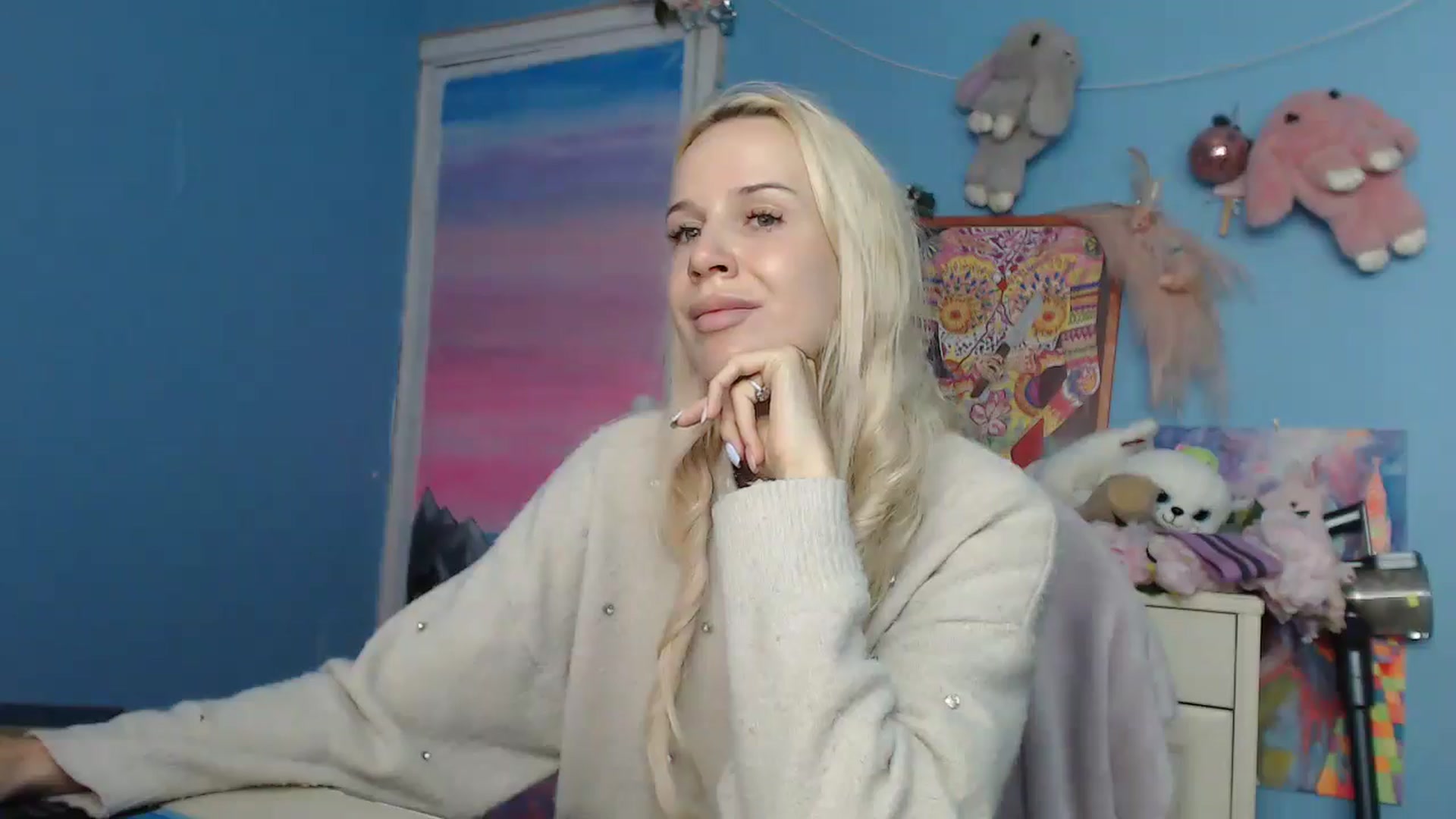 Gallery image thumbnail from Malina_kitty's myfreecams stream on, 03/14/2025, 05:45 image 17 of 20