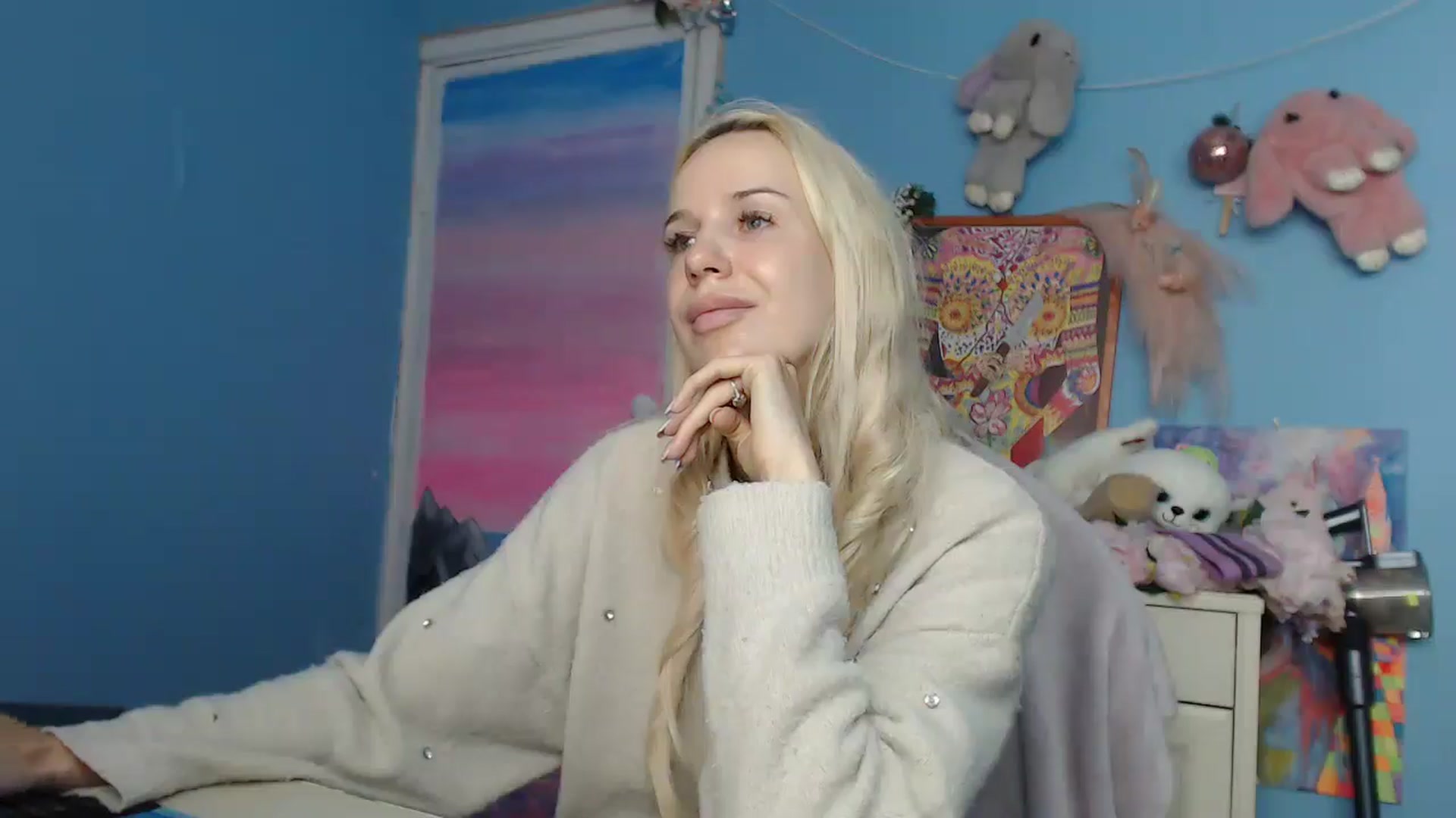 Gallery image thumbnail from Malina_kitty's myfreecams stream on, 03/14/2025, 05:45 image 16 of 20