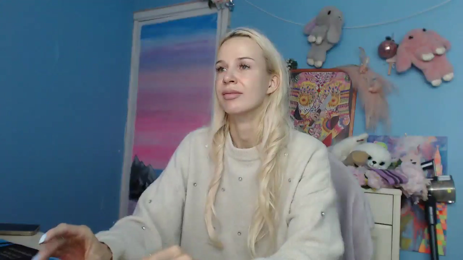 Gallery image thumbnail from Malina_kitty's myfreecams stream on, 03/14/2025, 05:45 image 12 of 20