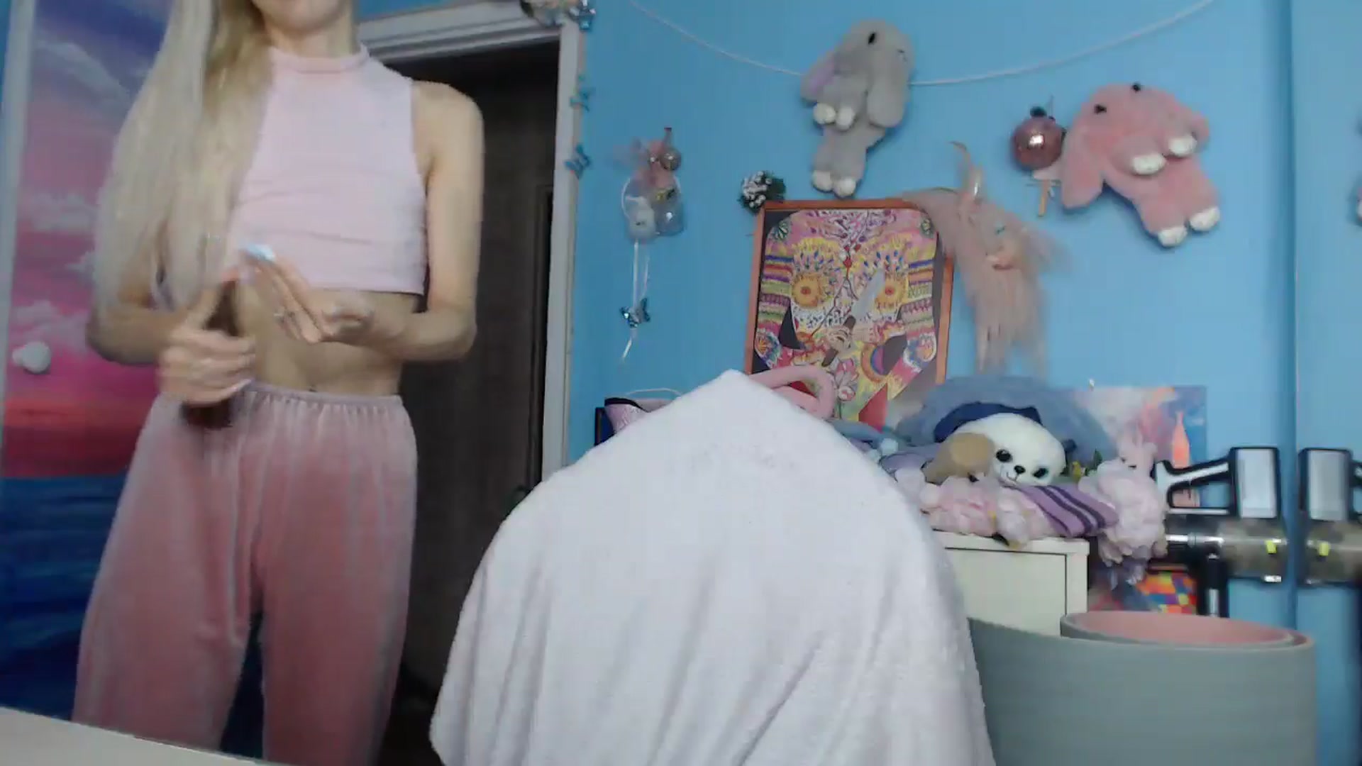 Gallery image thumbnail from Malina_kitty's myfreecams stream on, 03/20/2025, 04:06 image 4 of 20