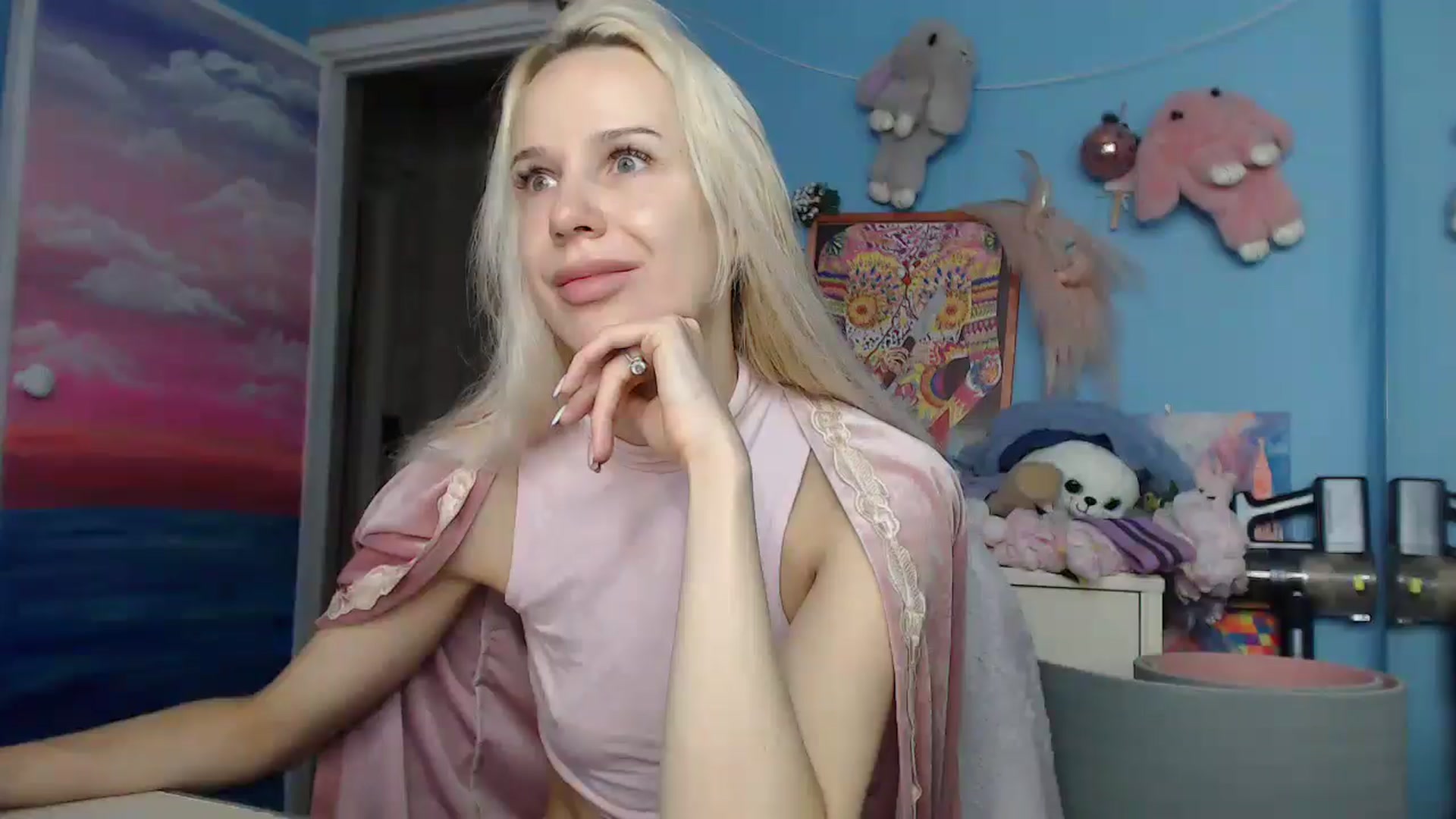 Gallery image thumbnail from Malina_kitty's myfreecams stream on, 03/20/2025, 04:06 image 12 of 20
