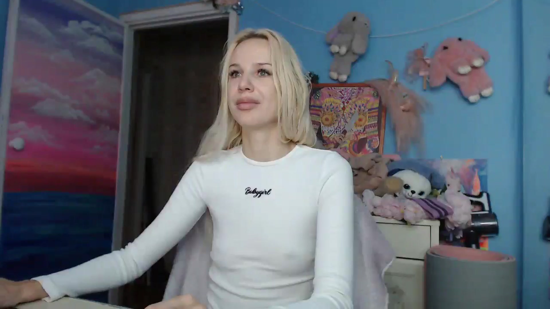Gallery image thumbnail from Malina_kitty's myfreecams stream on, 03/24/2025, 03:58 image 7 of 20