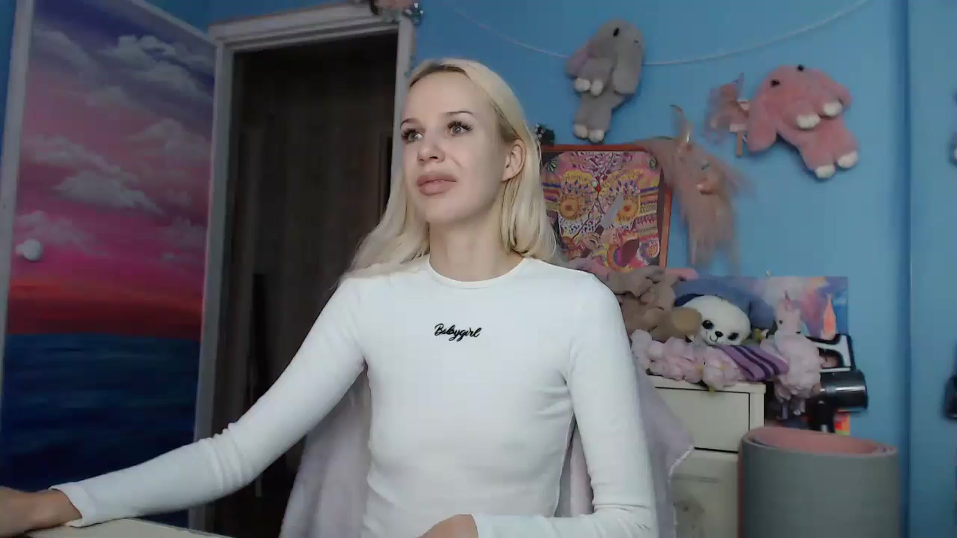 Gallery image thumbnail from Malina_kitty's myfreecams stream on, 03/24/2025, 03:58 image 11 of 20