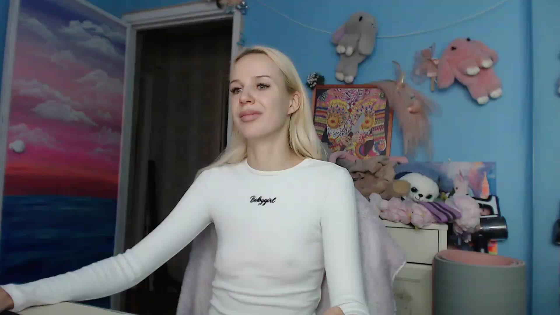 Gallery image thumbnail from Malina_kitty's myfreecams stream on, 03/24/2025, 03:58 image 17 of 20