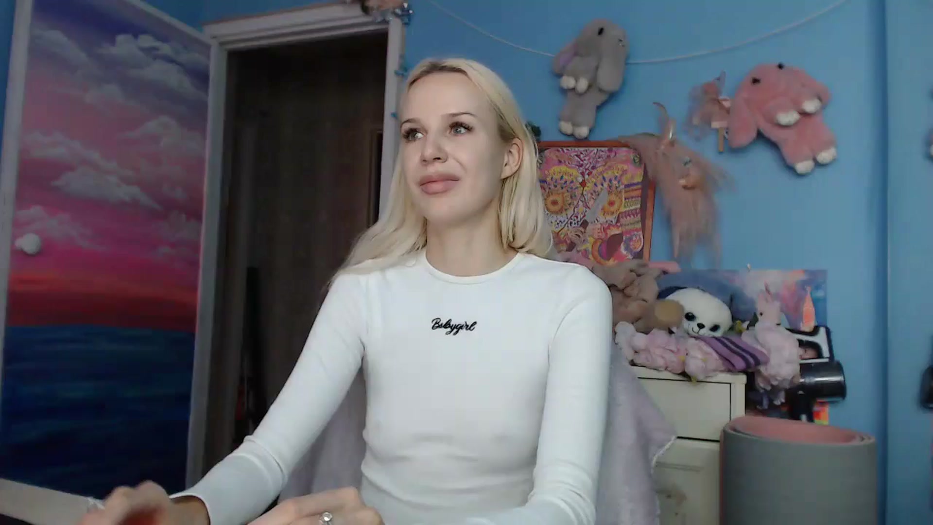 Gallery image thumbnail from Malina_kitty's myfreecams stream on, 03/24/2025, 03:58 image 12 of 20