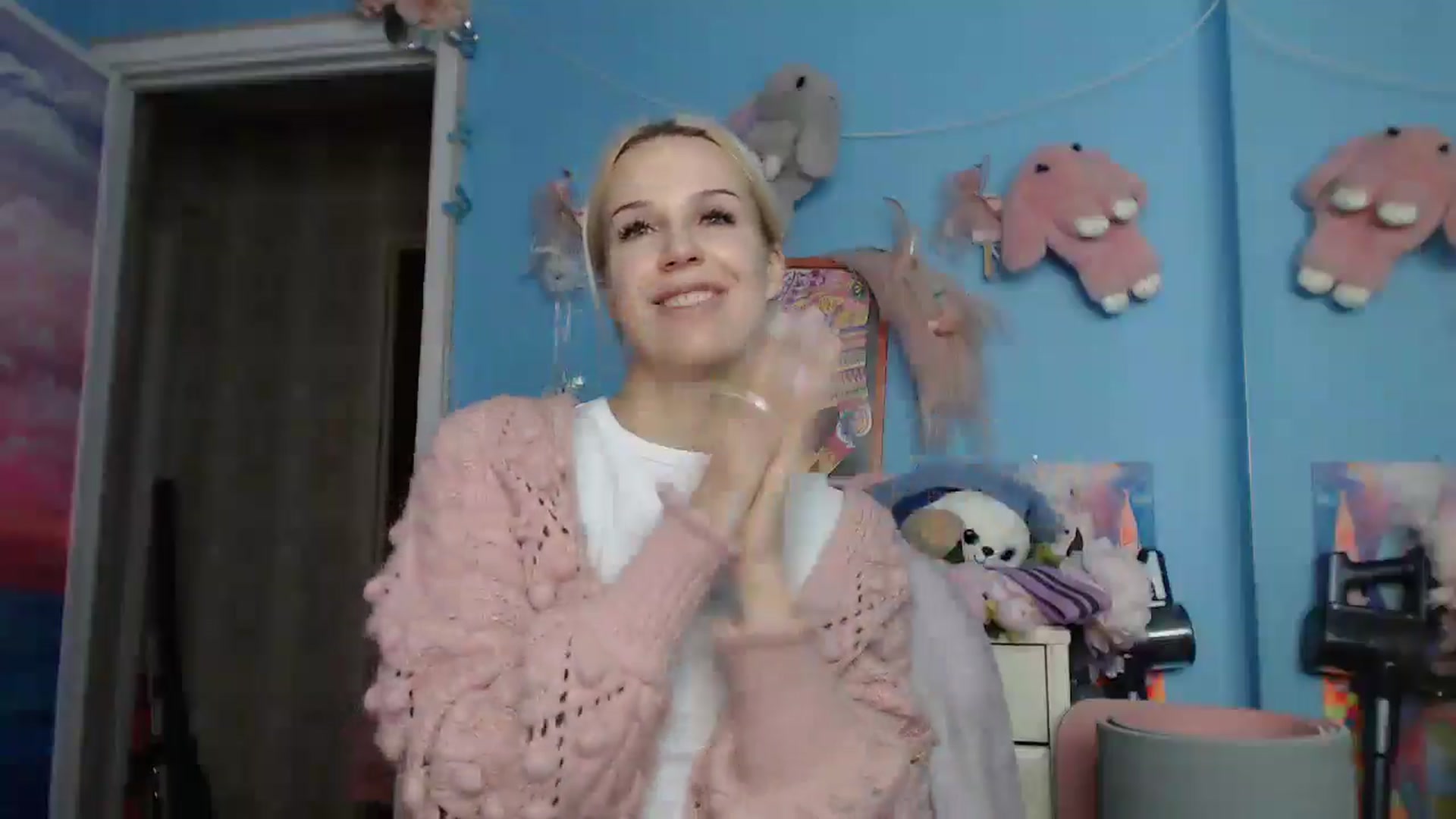 Gallery image thumbnail from Malina_kitty's myfreecams stream on, 03/26/2025, 04:57 image 20 of 20