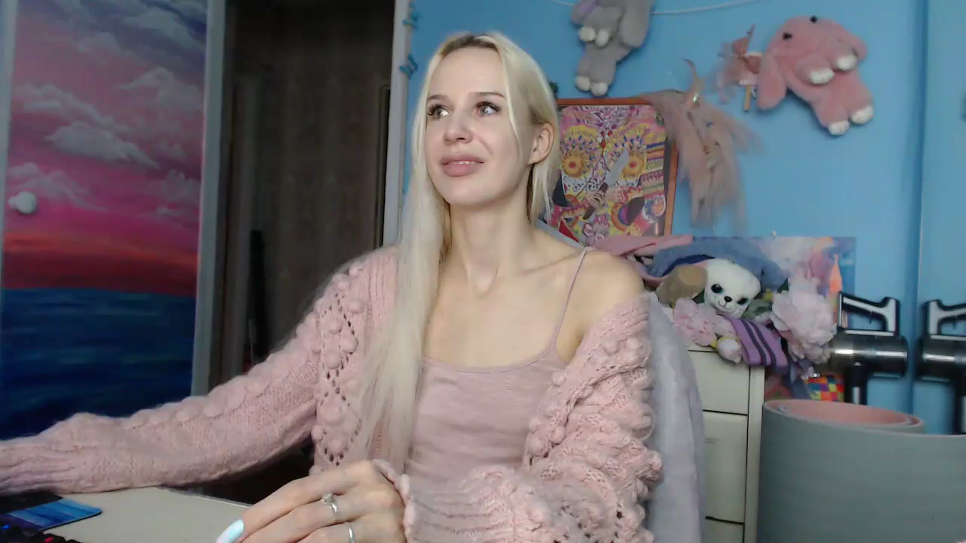 Gallery image thumbnail from Malina_kitty's myfreecams stream on, 03/28/2025, 04:21 image 9 of 20
