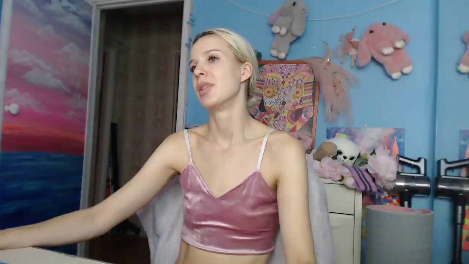 Gallery image thumbnail from Malina_kitty's myfreecams stream on, 03/31/2025, 04:50 image 6 of 20