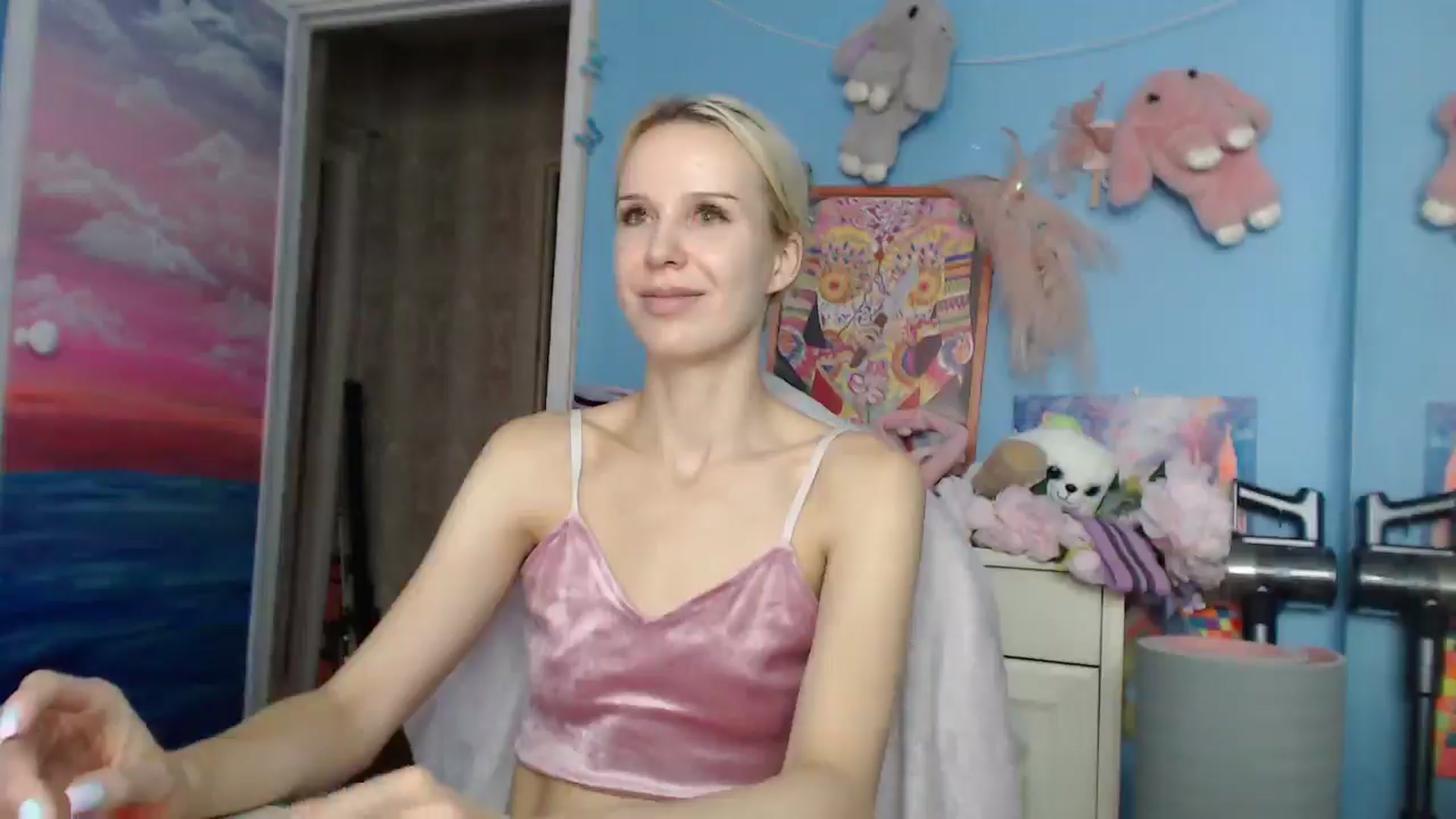 Gallery image thumbnail from Malina_kitty's myfreecams stream on, 03/31/2025, 04:50 image 18 of 20