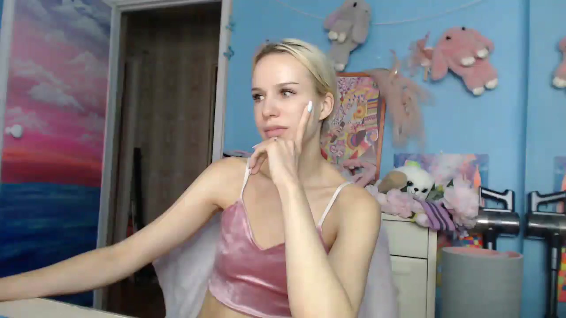 Gallery image thumbnail from Malina_kitty's myfreecams stream on, 03/31/2025, 04:50 image 12 of 20