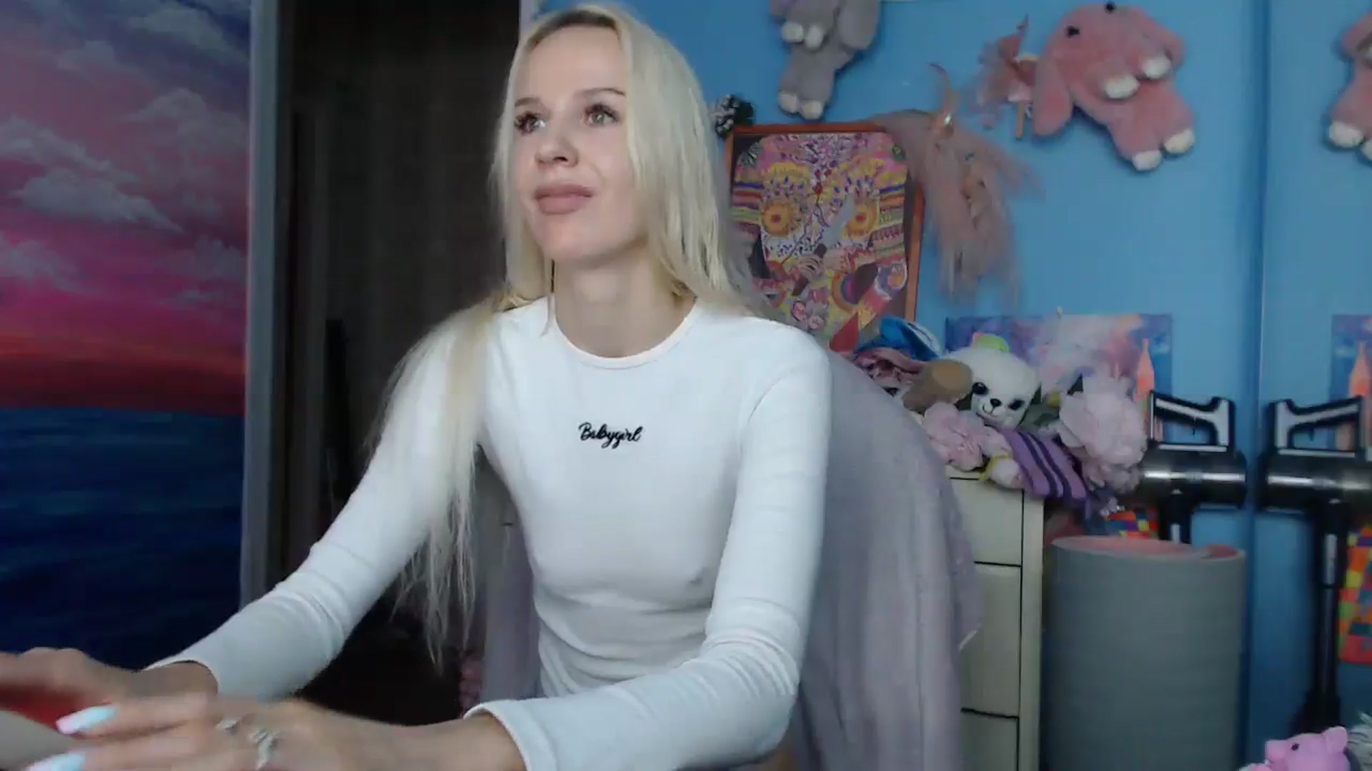 Gallery image thumbnail from Malina_kitty's myfreecams stream on, 04/02/2025, 05:08 image 8 of 20