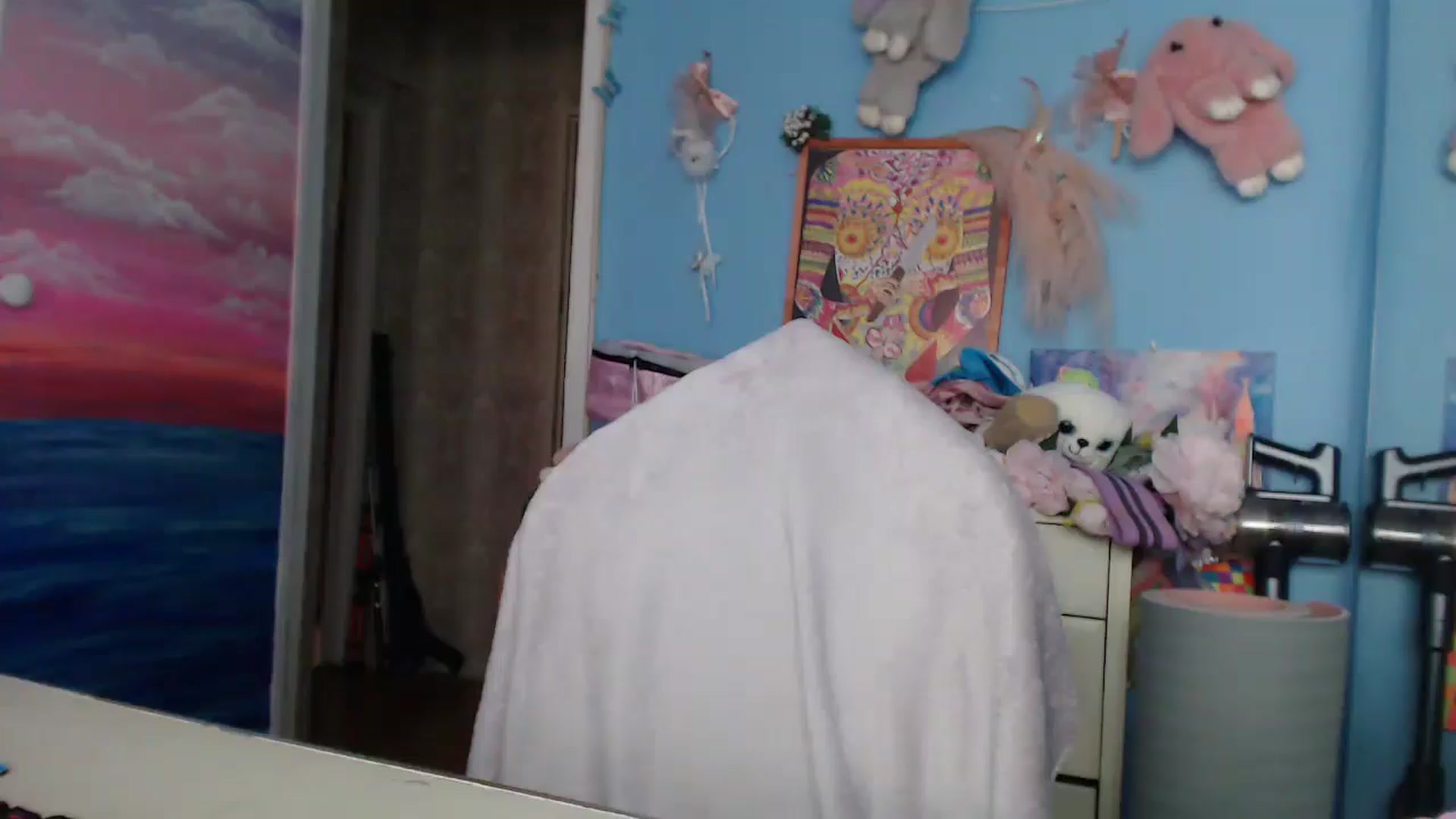 Gallery image thumbnail from Malina_kitty's myfreecams stream on, 04/02/2025, 05:08 image 14 of 20