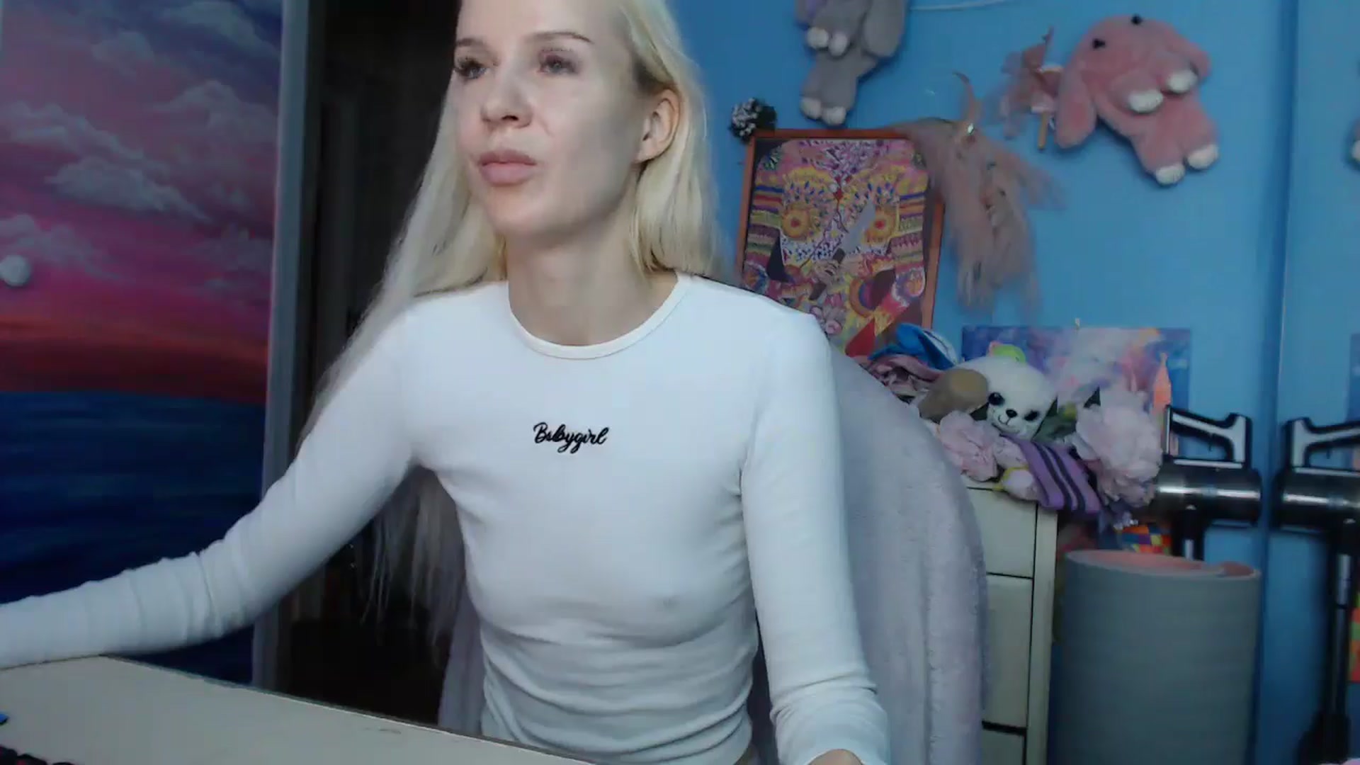 Gallery image thumbnail from Malina_kitty's myfreecams stream on, 04/02/2025, 05:08 image 15 of 20
