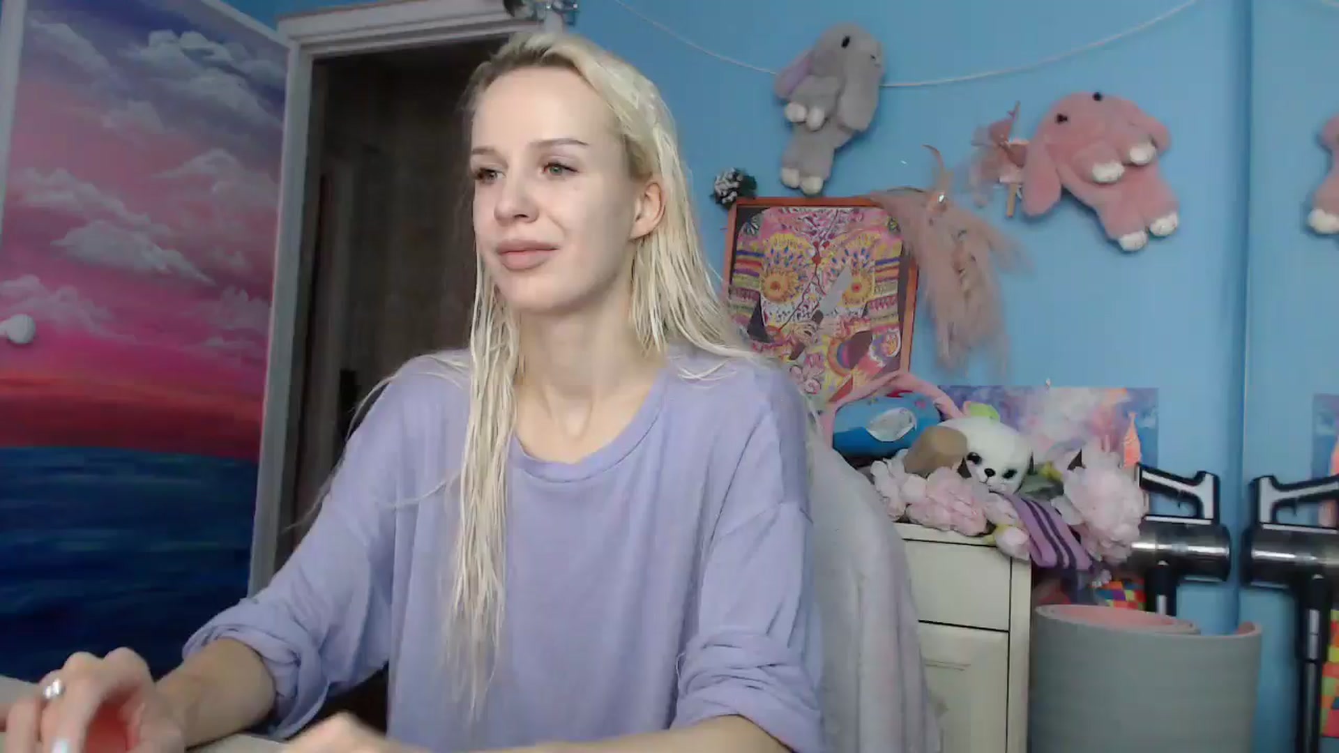 Gallery image thumbnail from Malina_kitty's myfreecams stream on, 04/03/2025, 04:36 image 1 of 20