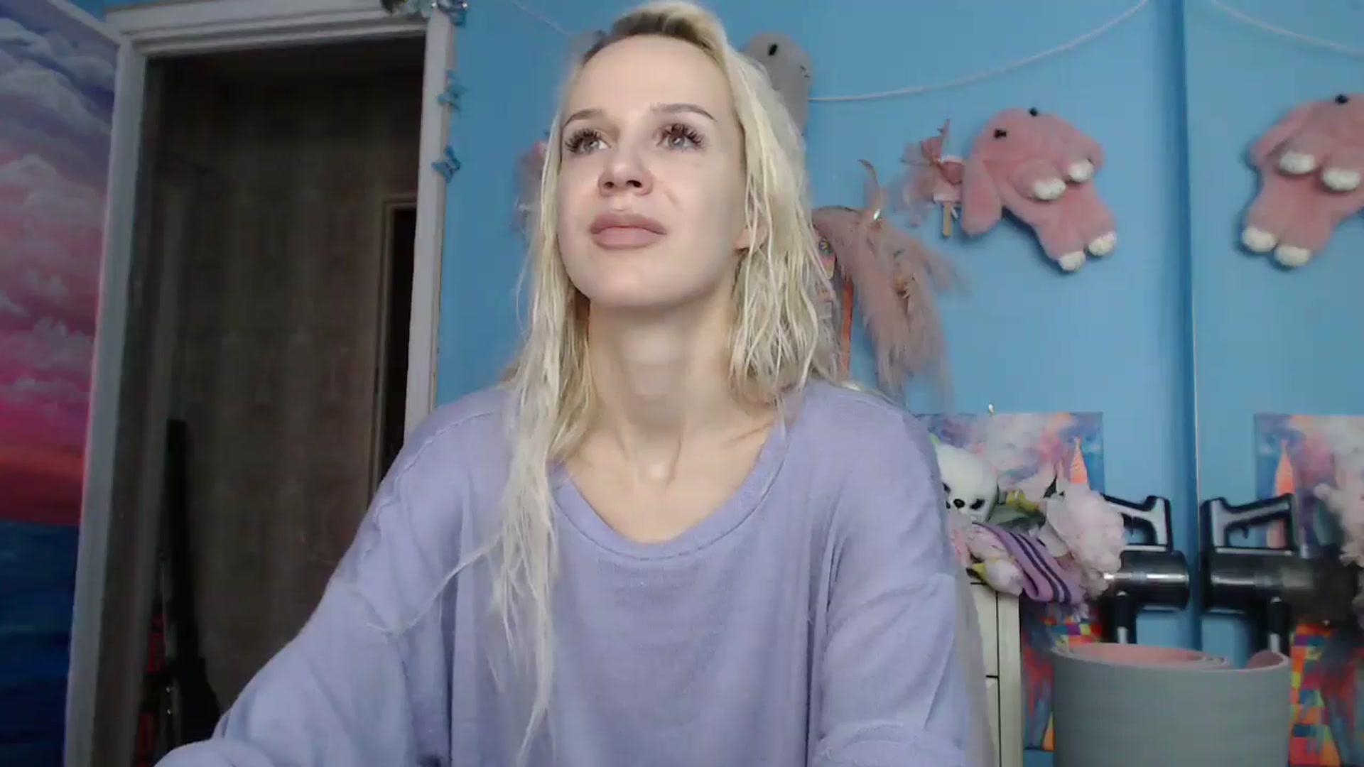 Gallery image thumbnail from Malina_kitty's myfreecams stream on, 04/03/2025, 04:36 image 7 of 20