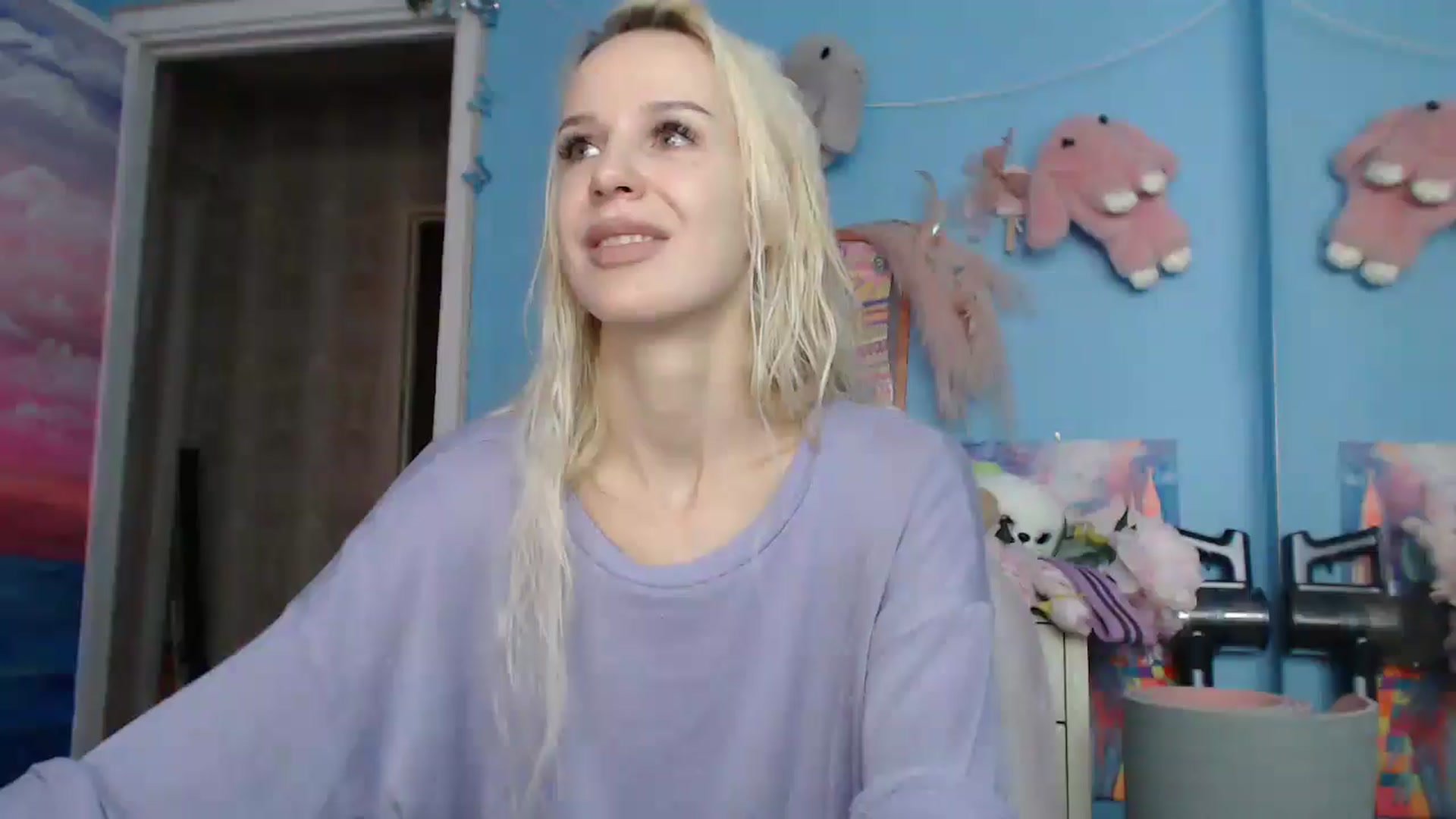 Gallery image thumbnail from Malina_kitty's myfreecams stream on, 04/03/2025, 04:36 image 8 of 20