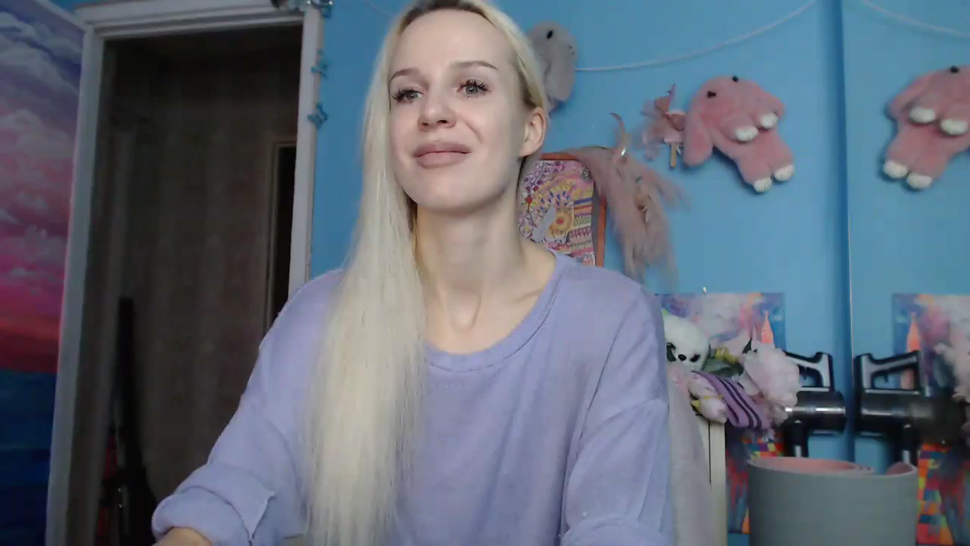 Gallery image thumbnail from Malina_kitty's myfreecams stream on, 04/03/2025, 04:36 image 13 of 20