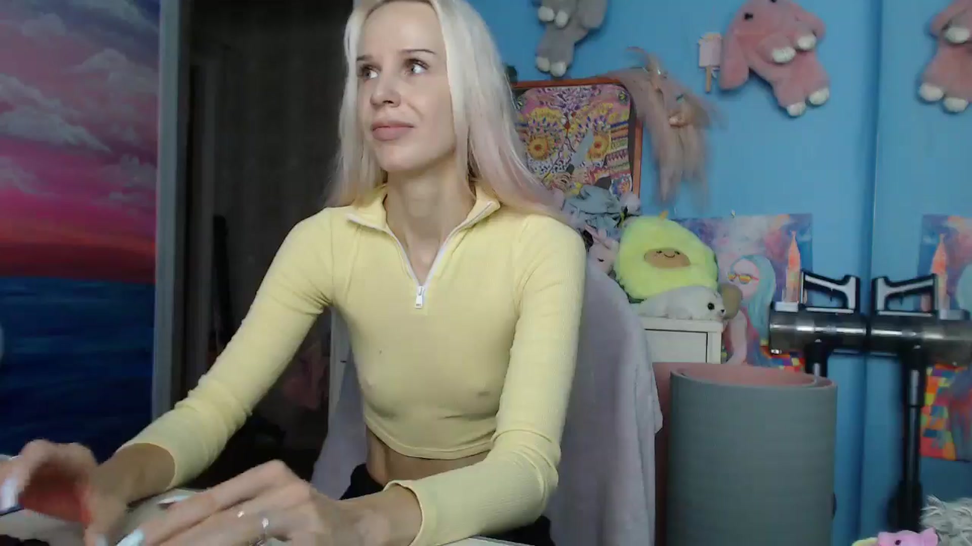 Gallery image thumbnail from Malina_kitty's myfreecams stream on, 04/30/2025, 06:58 image 13 of 20