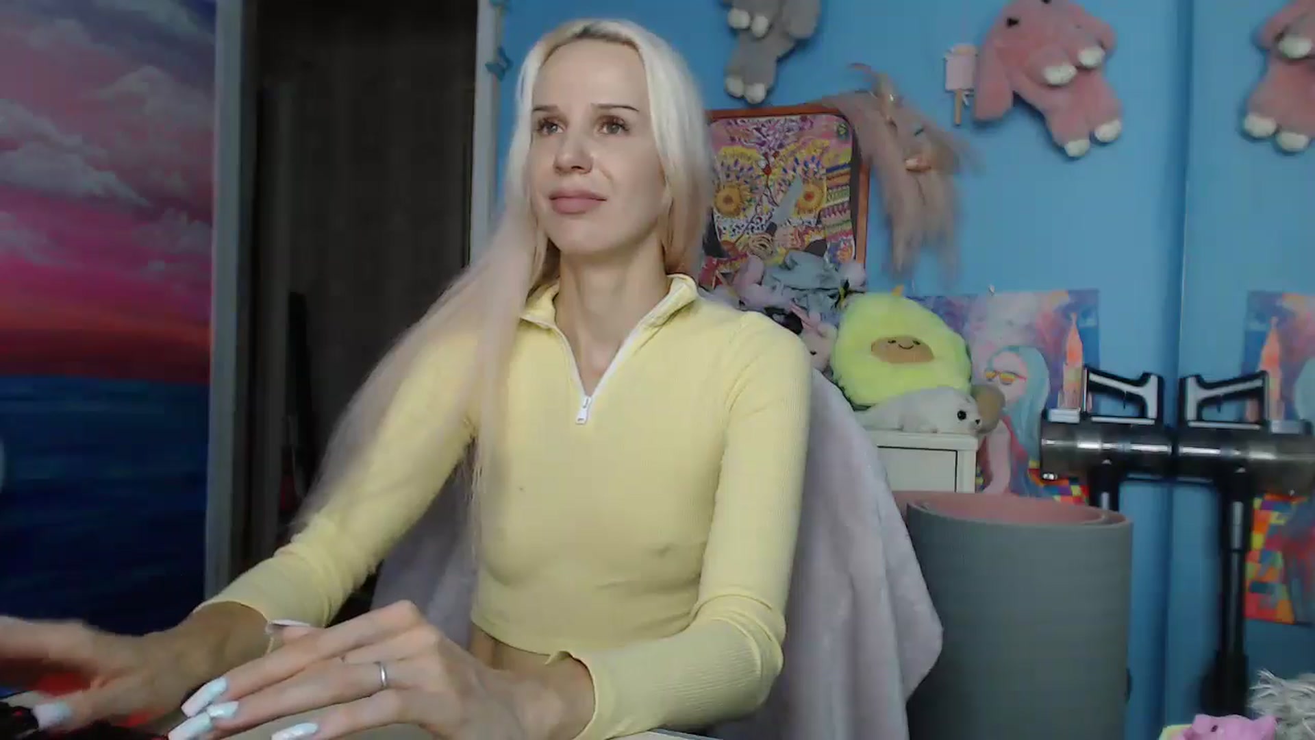 Gallery image thumbnail from Malina_kitty's myfreecams stream on, 04/30/2025, 06:58 image 14 of 20