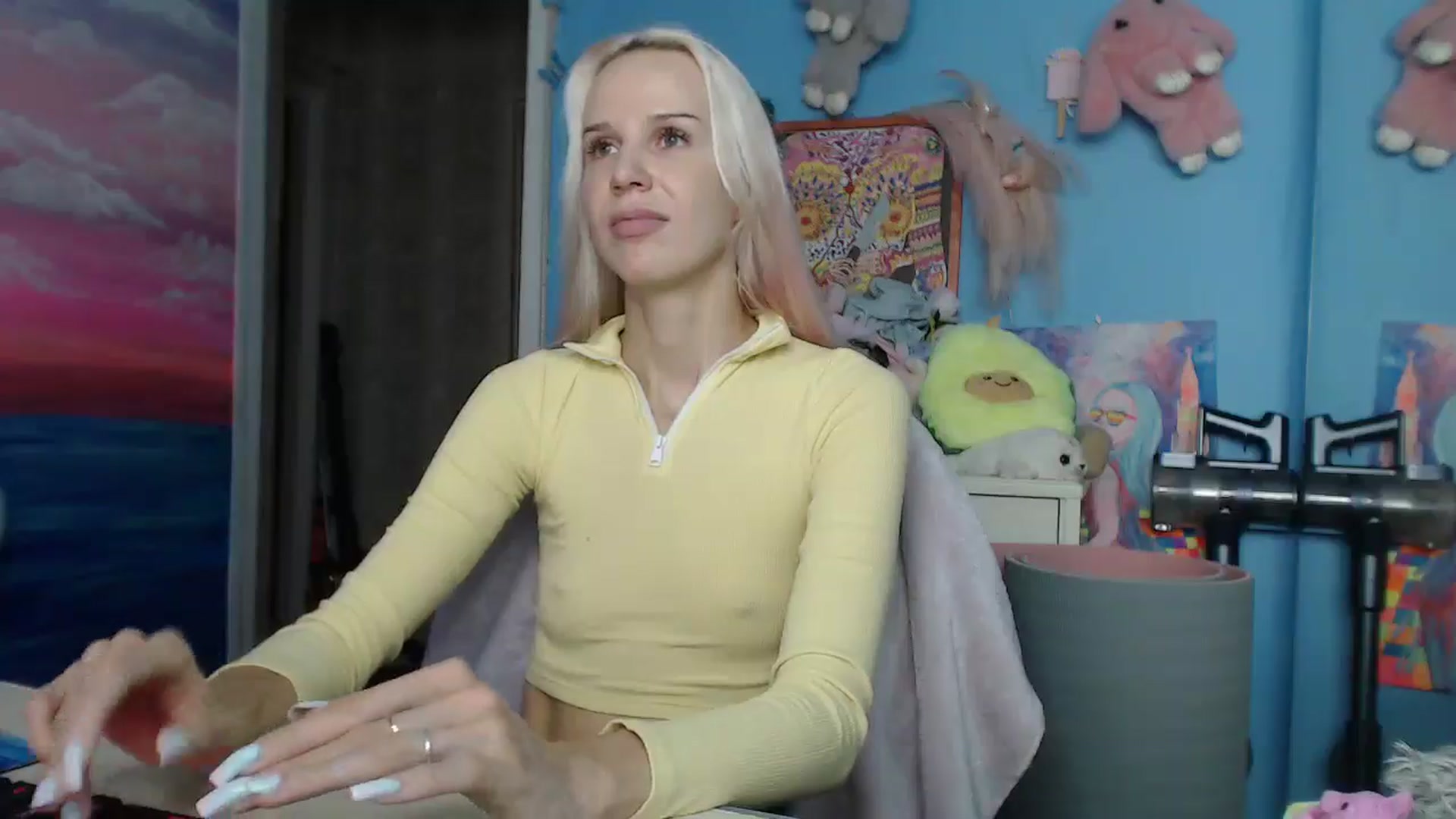 Gallery image thumbnail from Malina_kitty's myfreecams stream on, 04/30/2025, 06:58 image 15 of 20