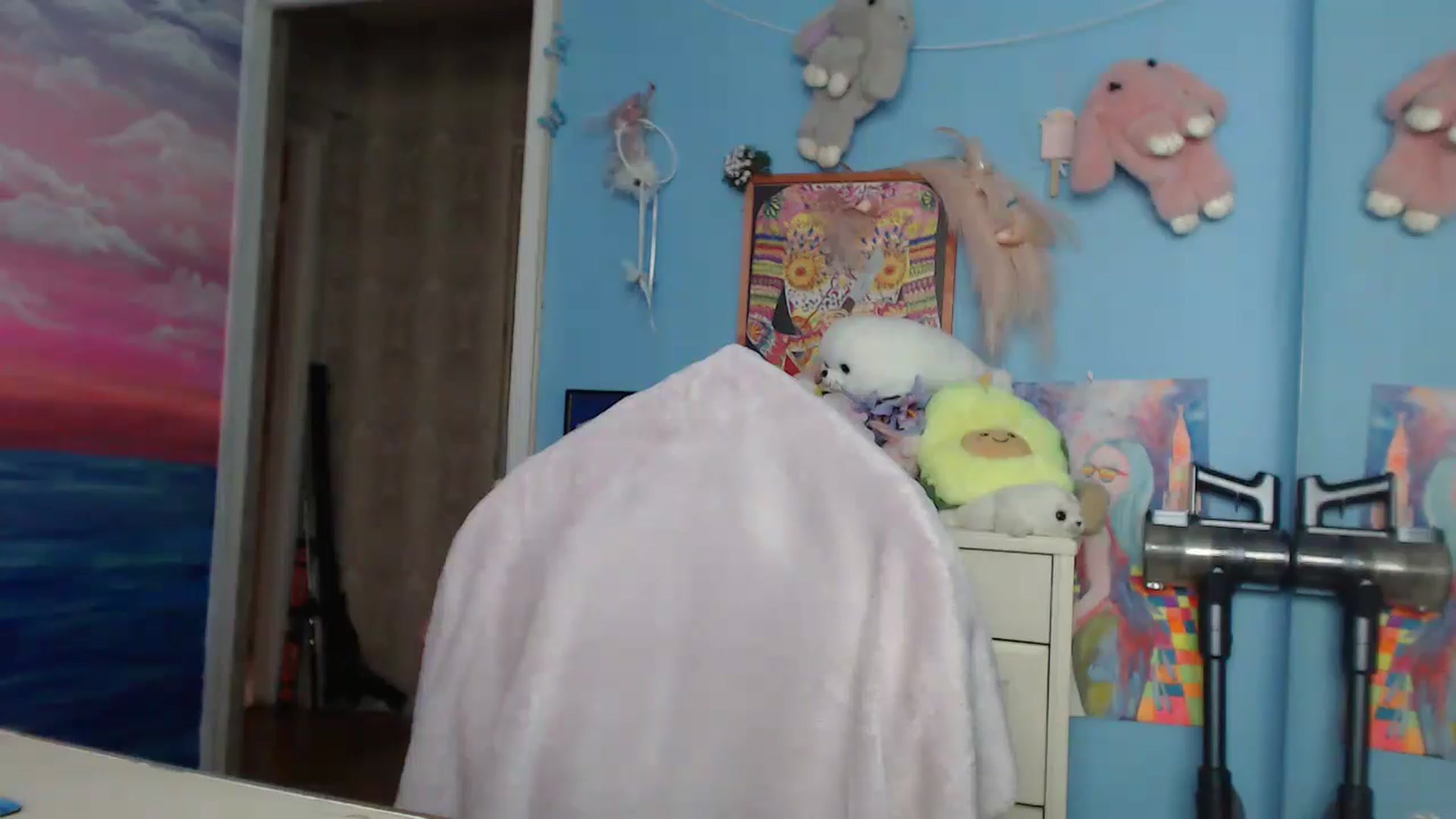 Gallery image thumbnail from Malina_kitty's myfreecams stream on, 05/06/2025, 04:10 image 13 of 20