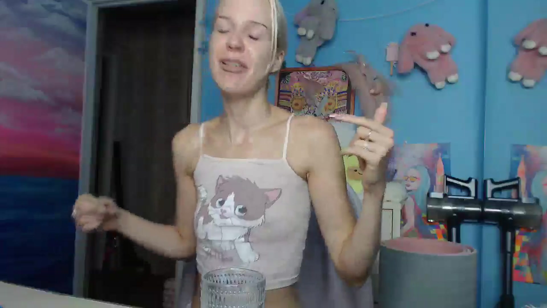 Gallery image thumbnail from Malina_kitty's myfreecams stream on, 05/08/2025, 06:05 image 3 of 20