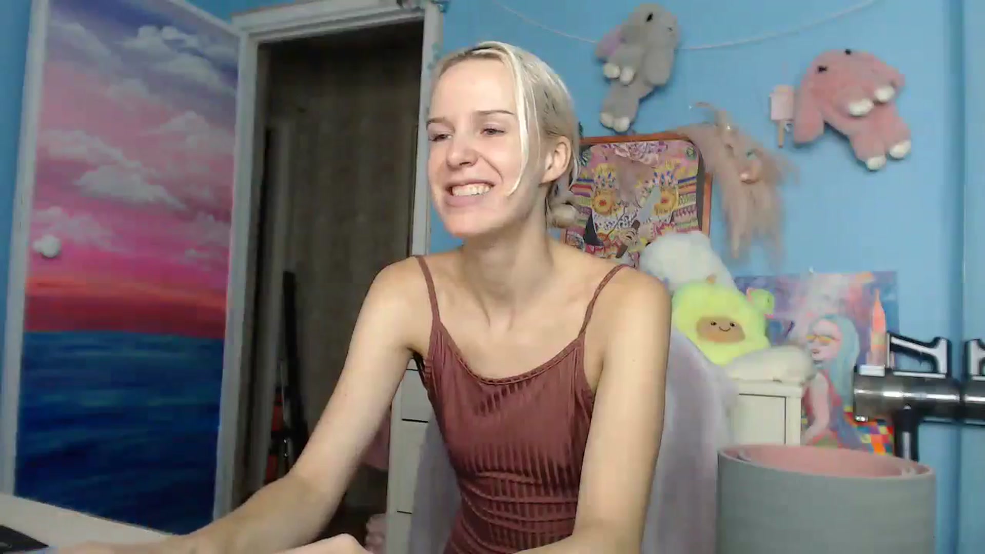 Gallery image thumbnail from Malina_kitty's myfreecams stream on, 05/08/2025, 06:05 image 14 of 20