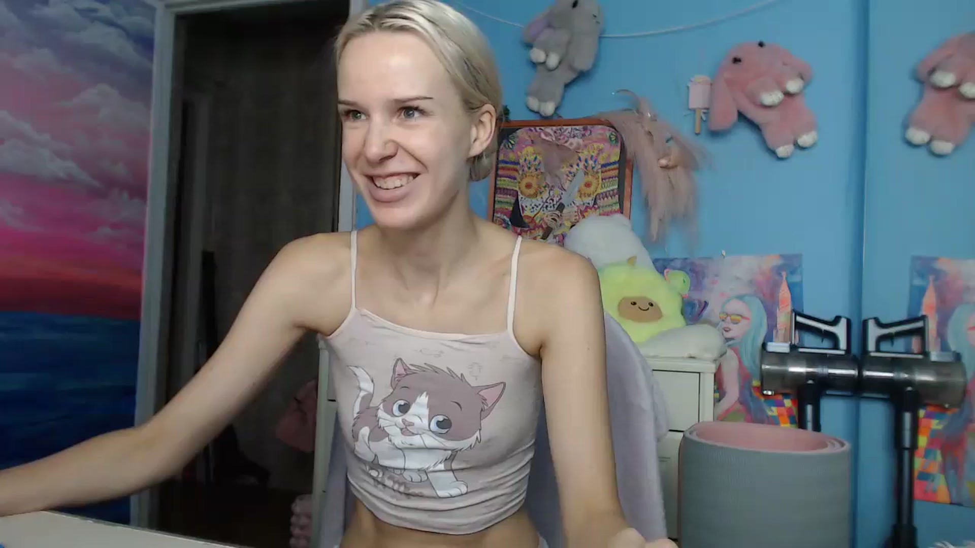 Gallery image thumbnail from Malina_kitty's myfreecams stream on, 05/08/2025, 06:05 image 1 of 20